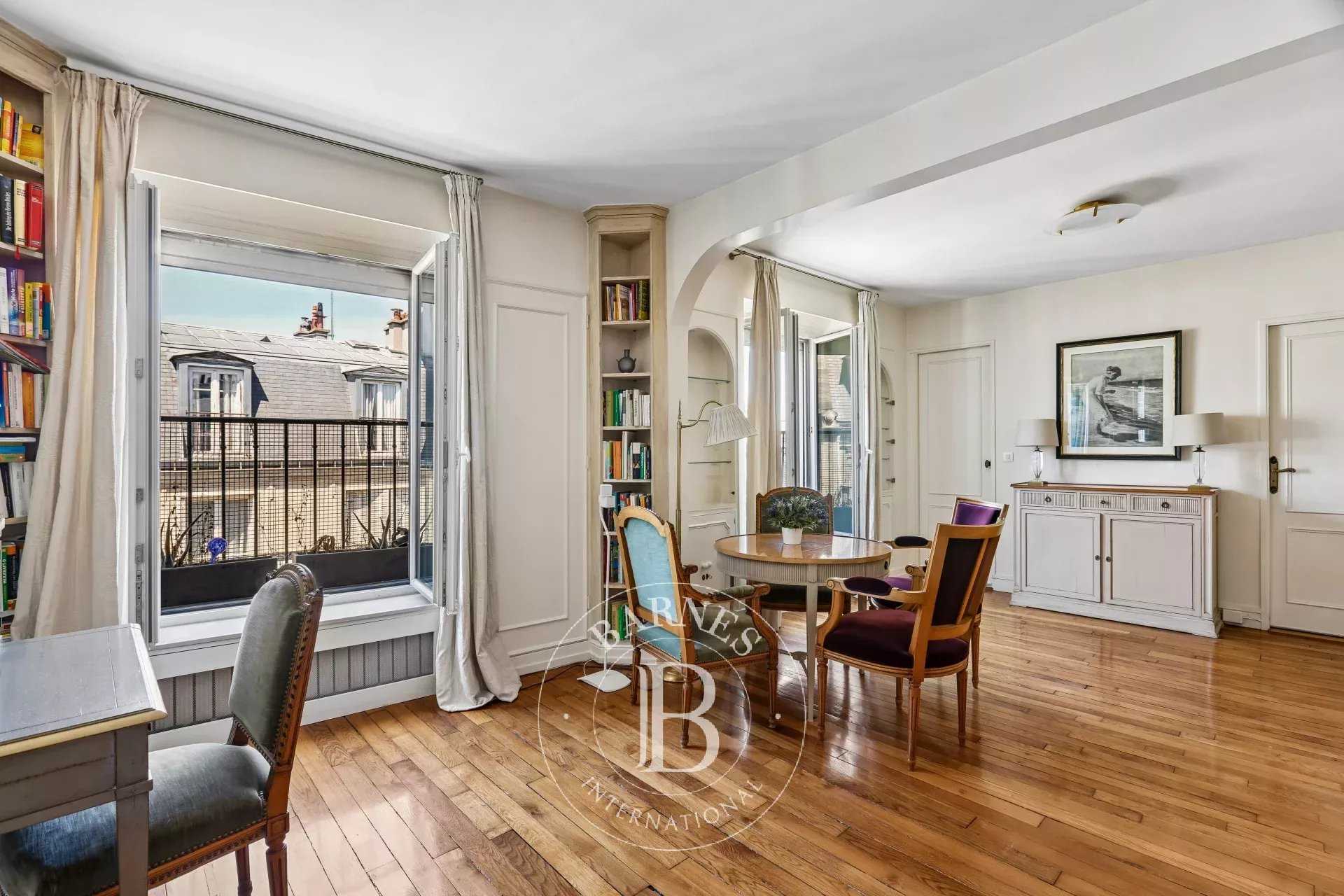Paris  - Appartement 2 Pi&egrave;ces, 1 Chambre