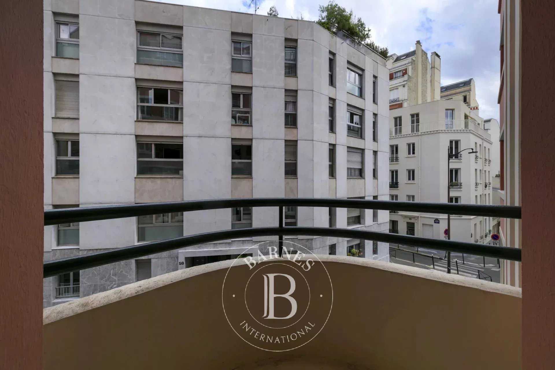 Paris  - Apartment 