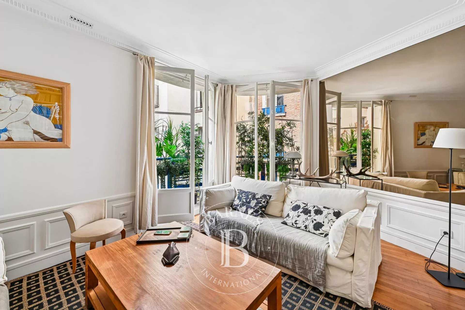 Paris  - Apartment 1 Bedroom