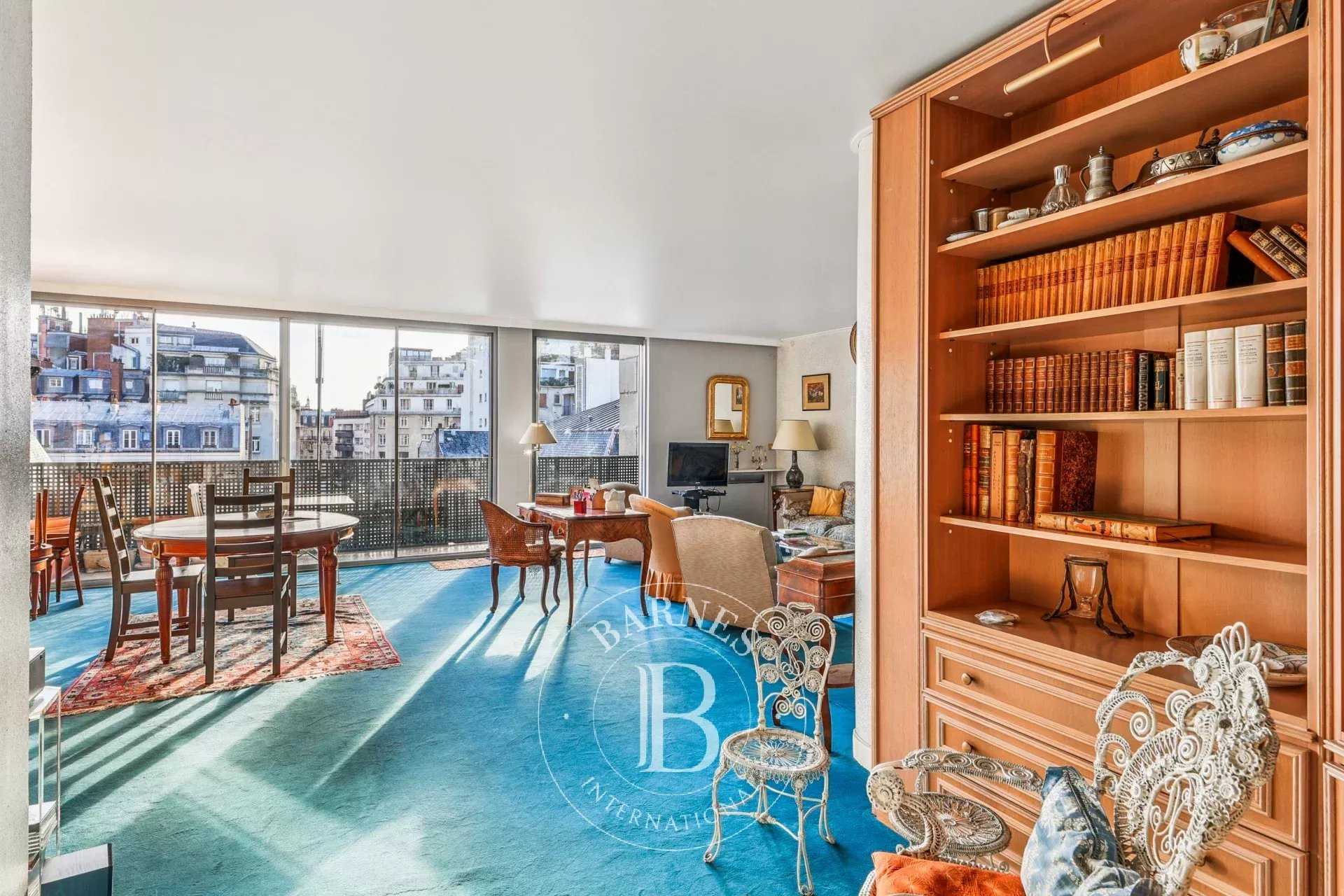 Paris  - Apartment 2 Bedrooms