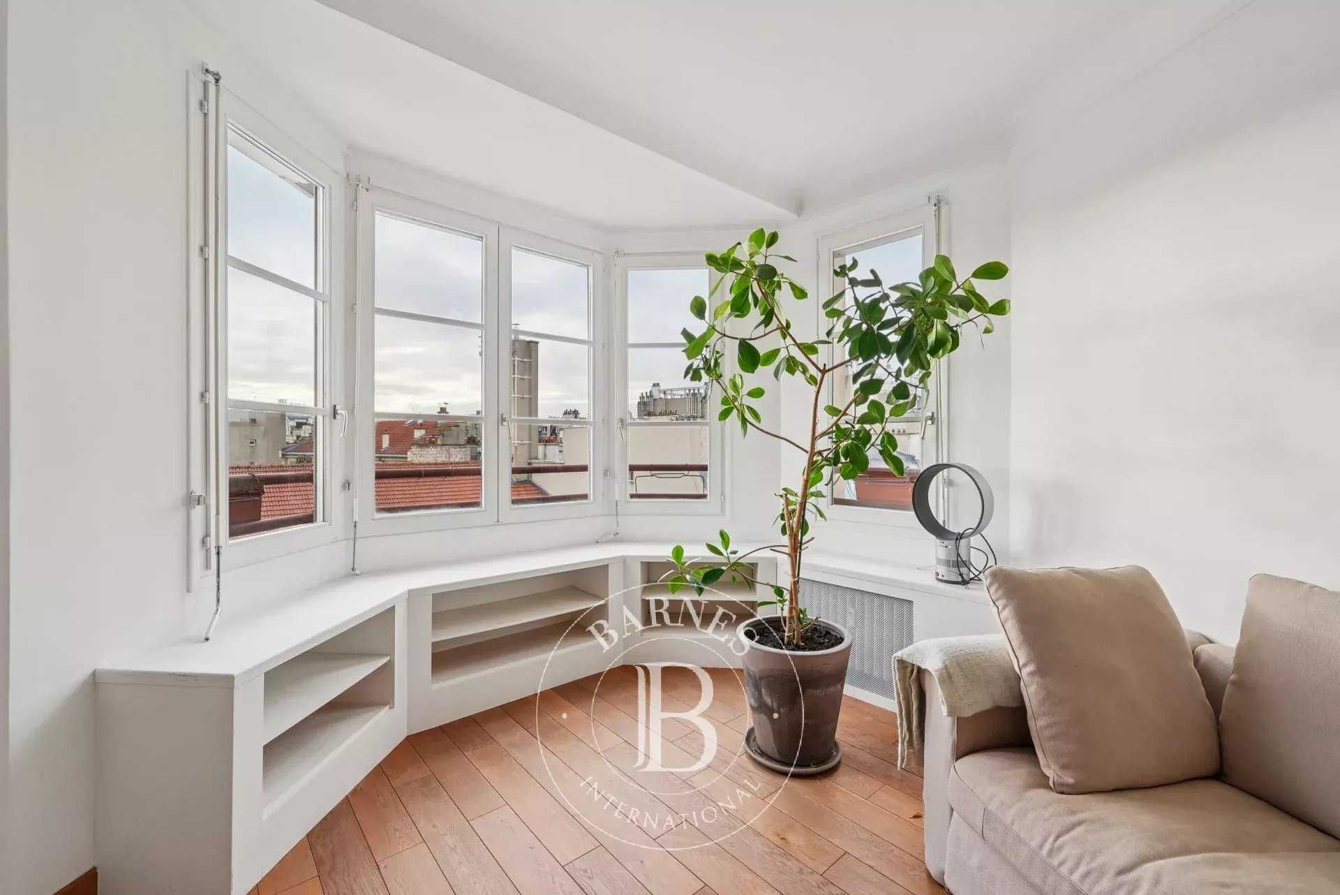 Paris  - Apartment 2 Bedrooms