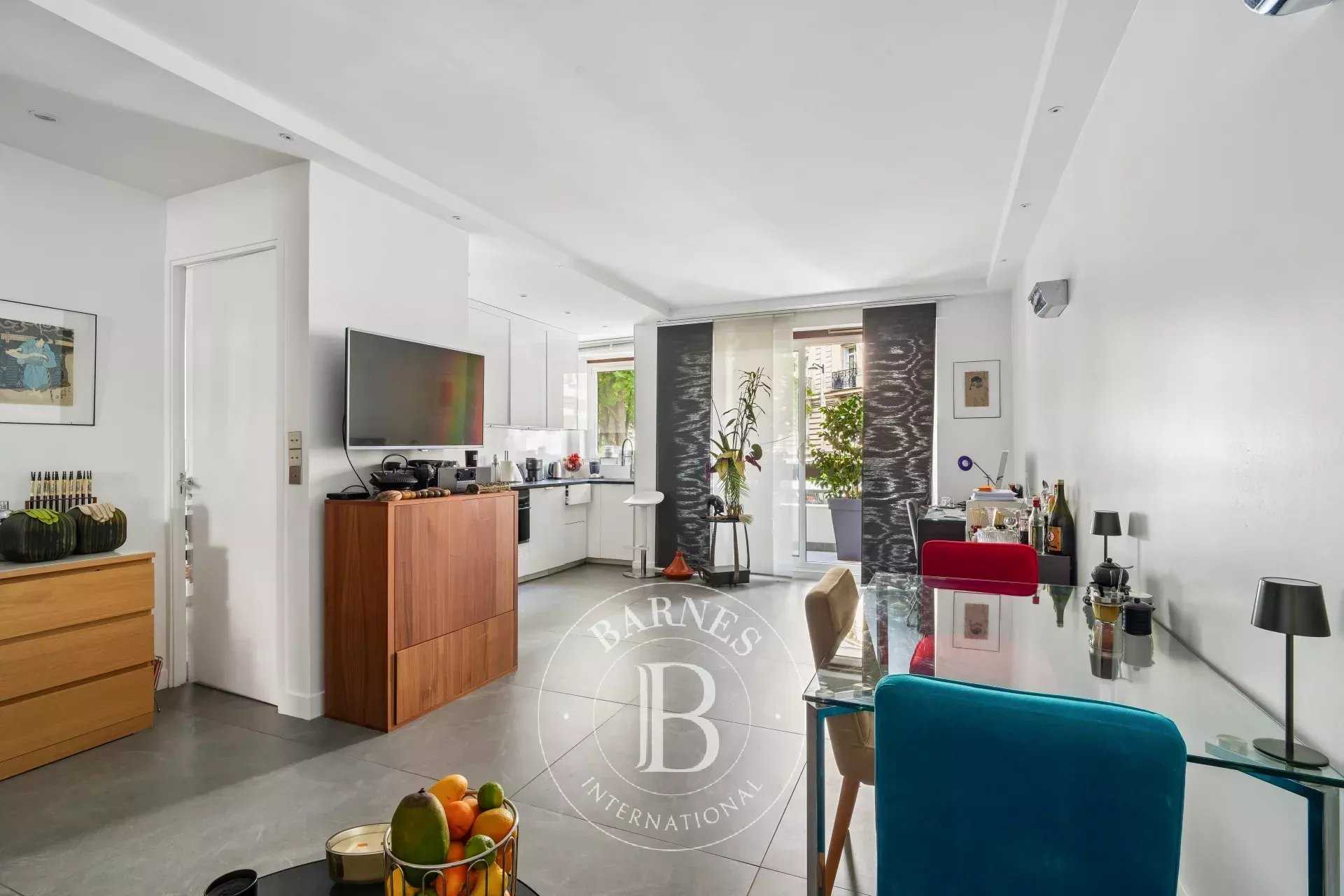 Apartment Paris 75016  -  ref 86373801 (picture 1)