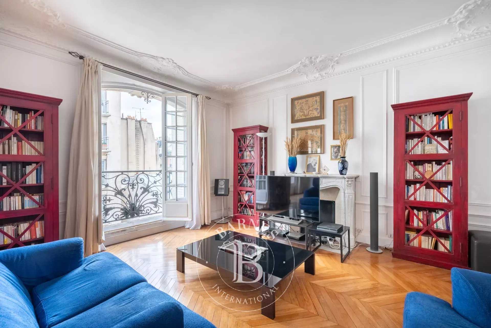 Apartment Paris 75016  -  ref 84233772 (picture 1)
