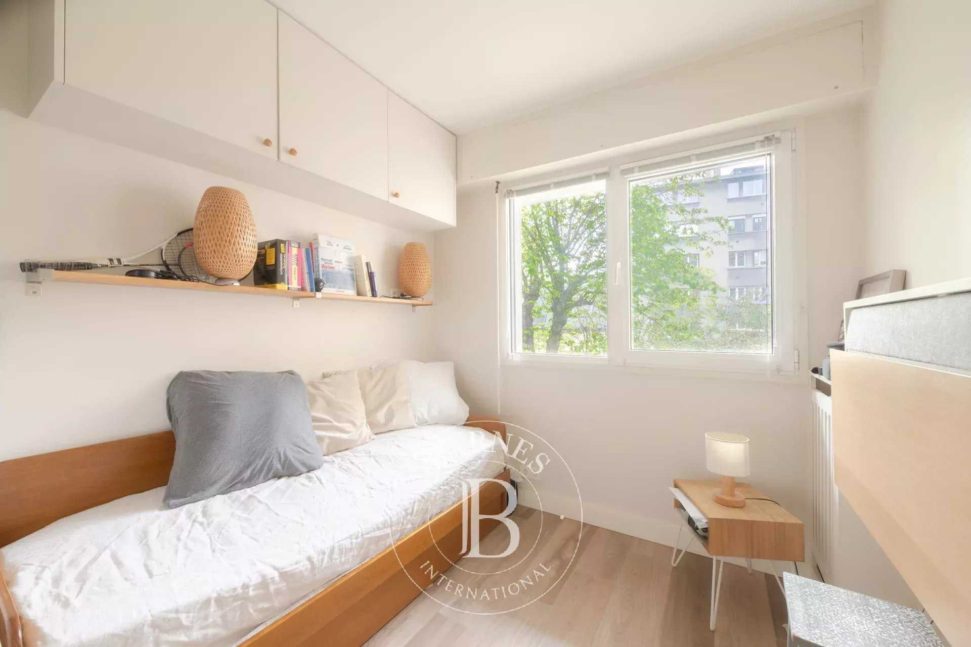 Appartement Paris 75016  -  ref 85771169 (picture 2)