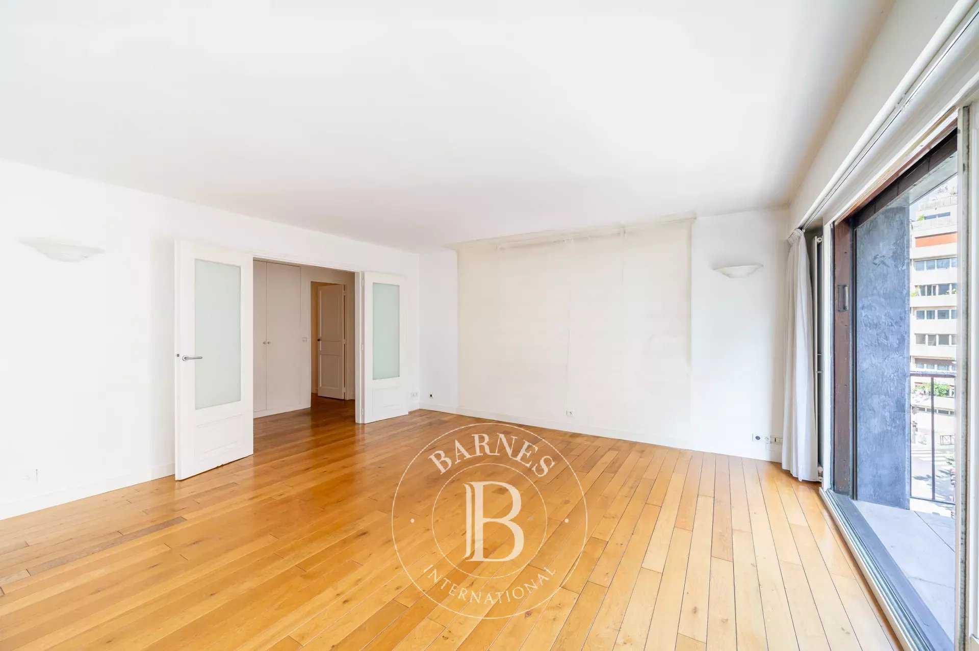 Apartment Paris 75016  -  ref 85933657 (picture 3)