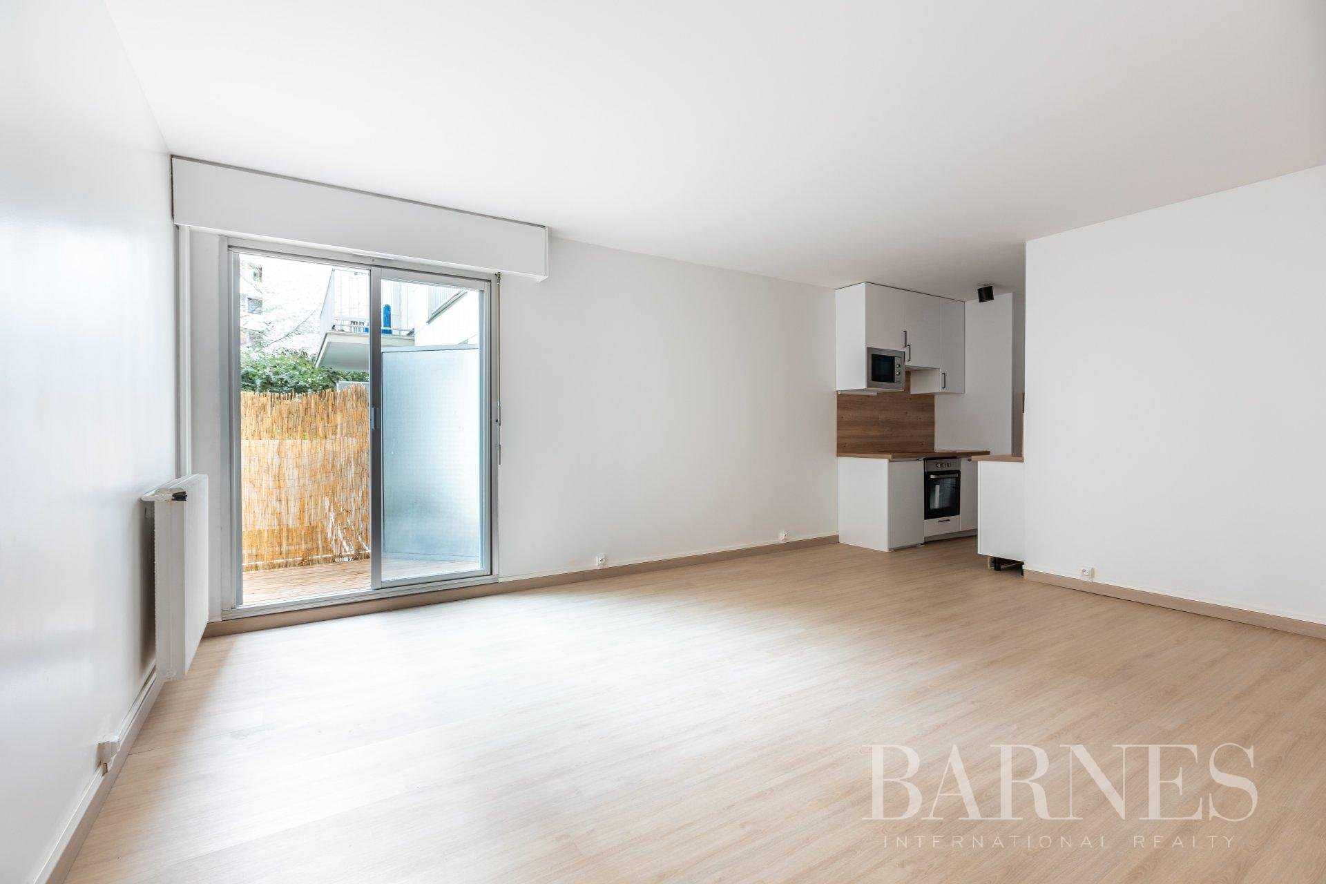 Apartment Paris 75016  -  ref 82218592 (picture 2)