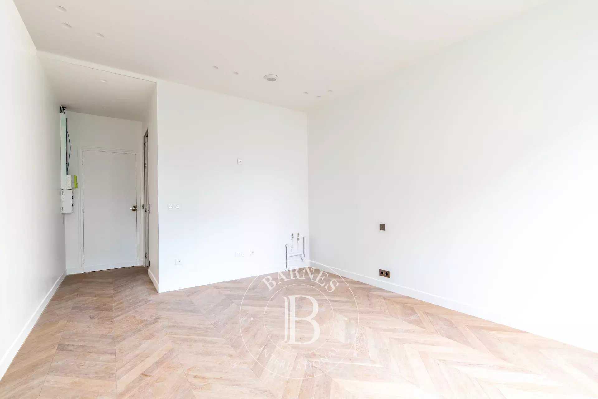 Appartement Paris 75016  -  ref 85662952 (picture 3)