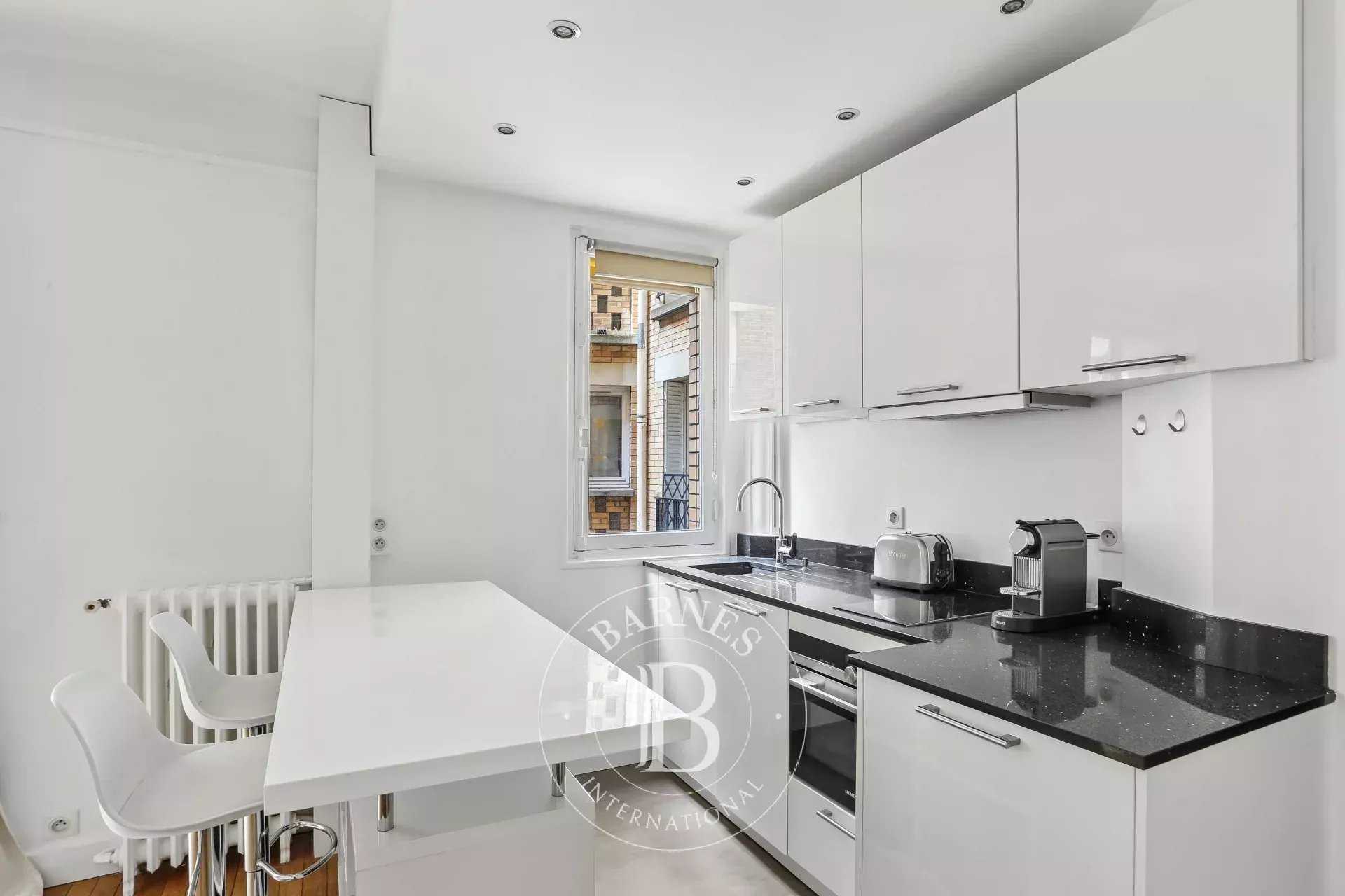 Appartement Paris 75016  -  ref 87031018 (picture 3)