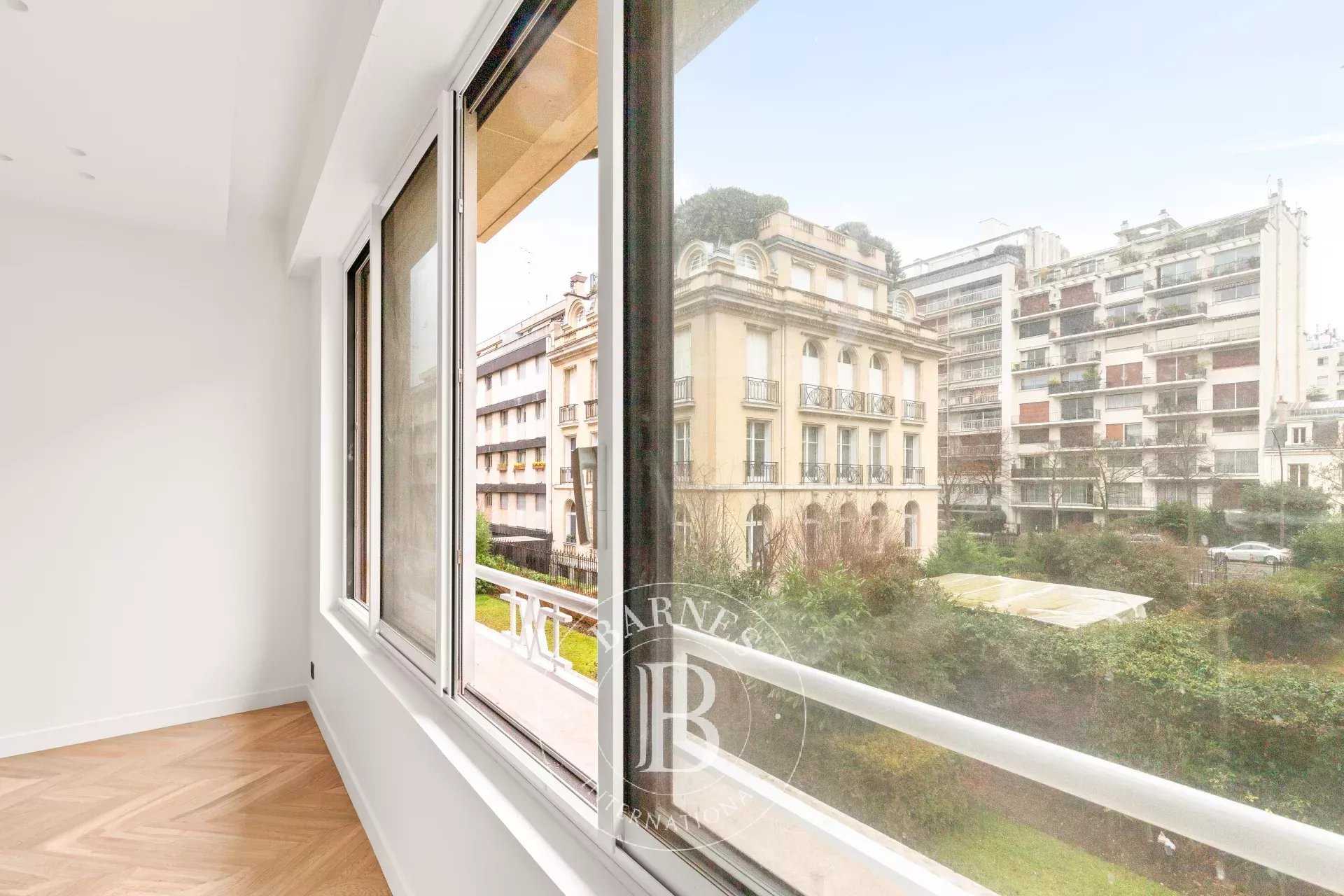 Appartement Paris 75016  -  ref 85662928 (picture 3)