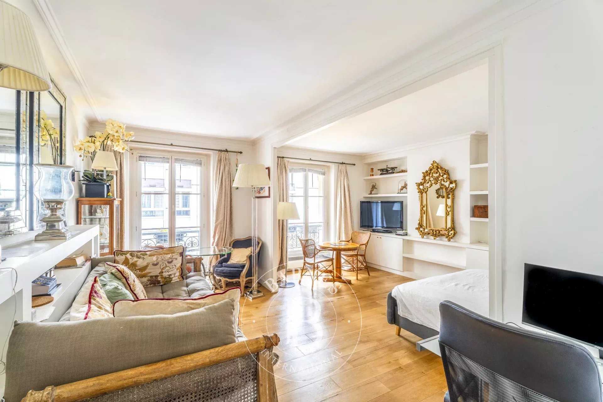 Apartment Paris 75016  -  ref 85963736 (picture 1)