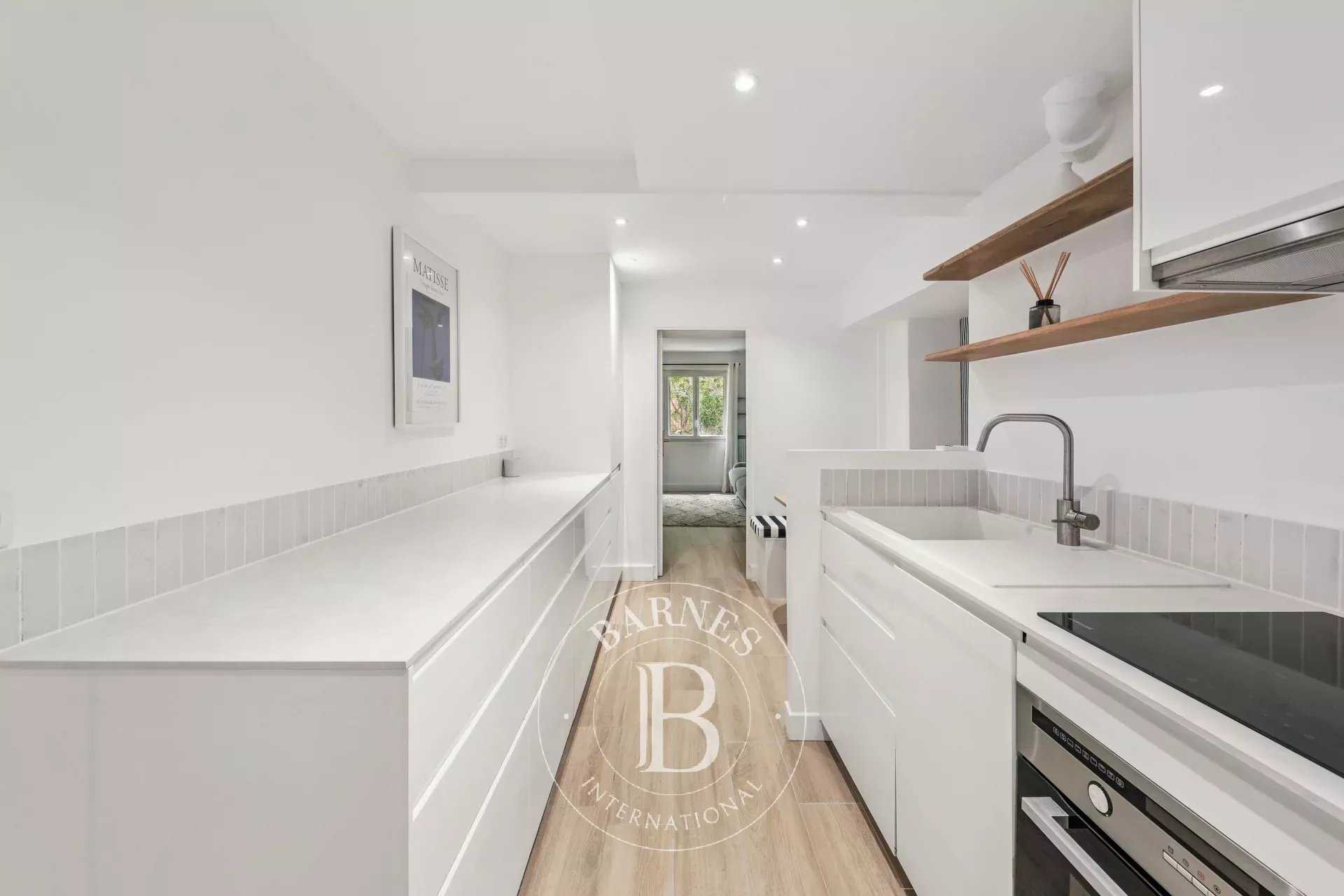 Apartment Paris 75016  -  ref 86093951 (picture 2)