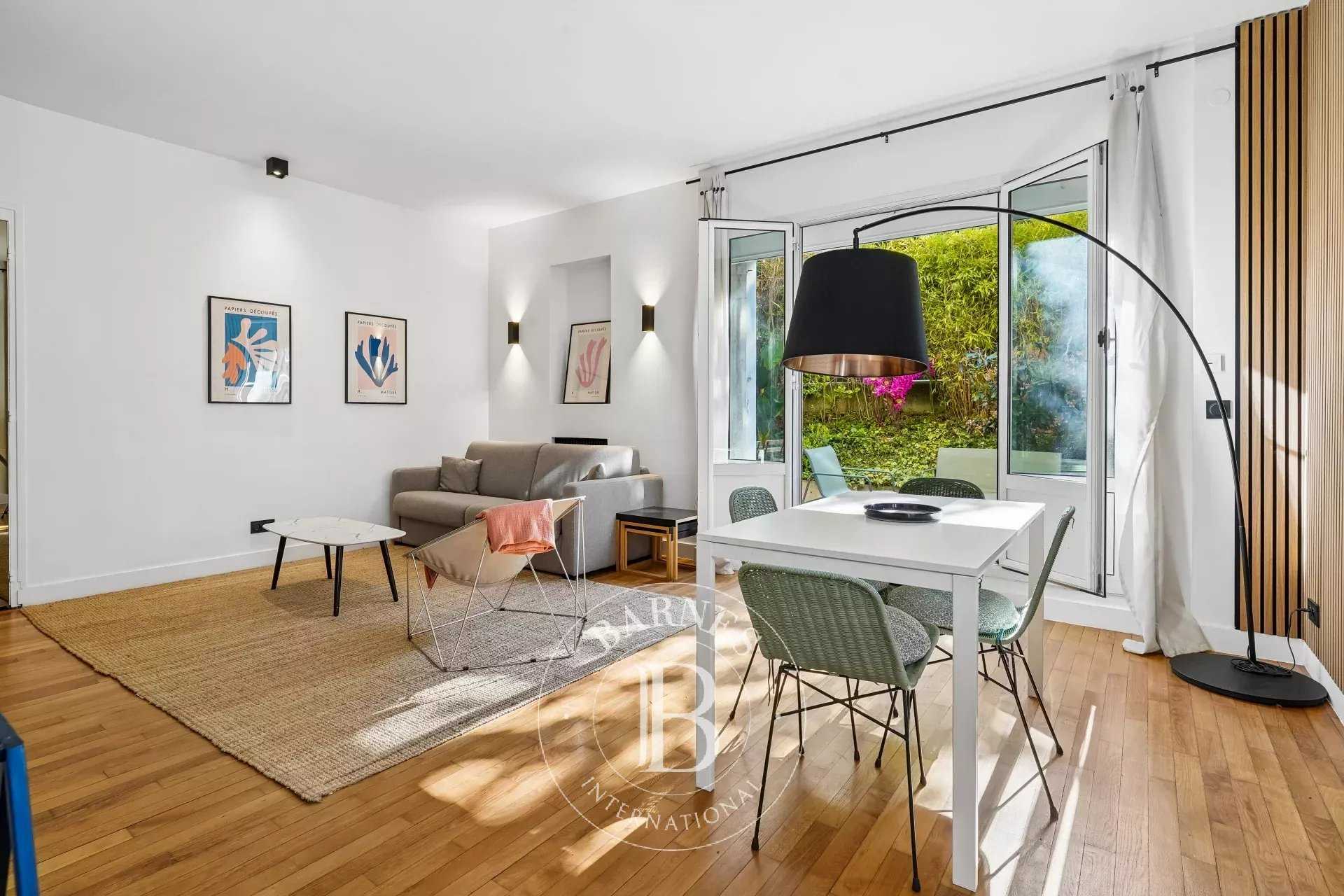 Apartment Paris 75016  -  ref 86962169 (picture 1)