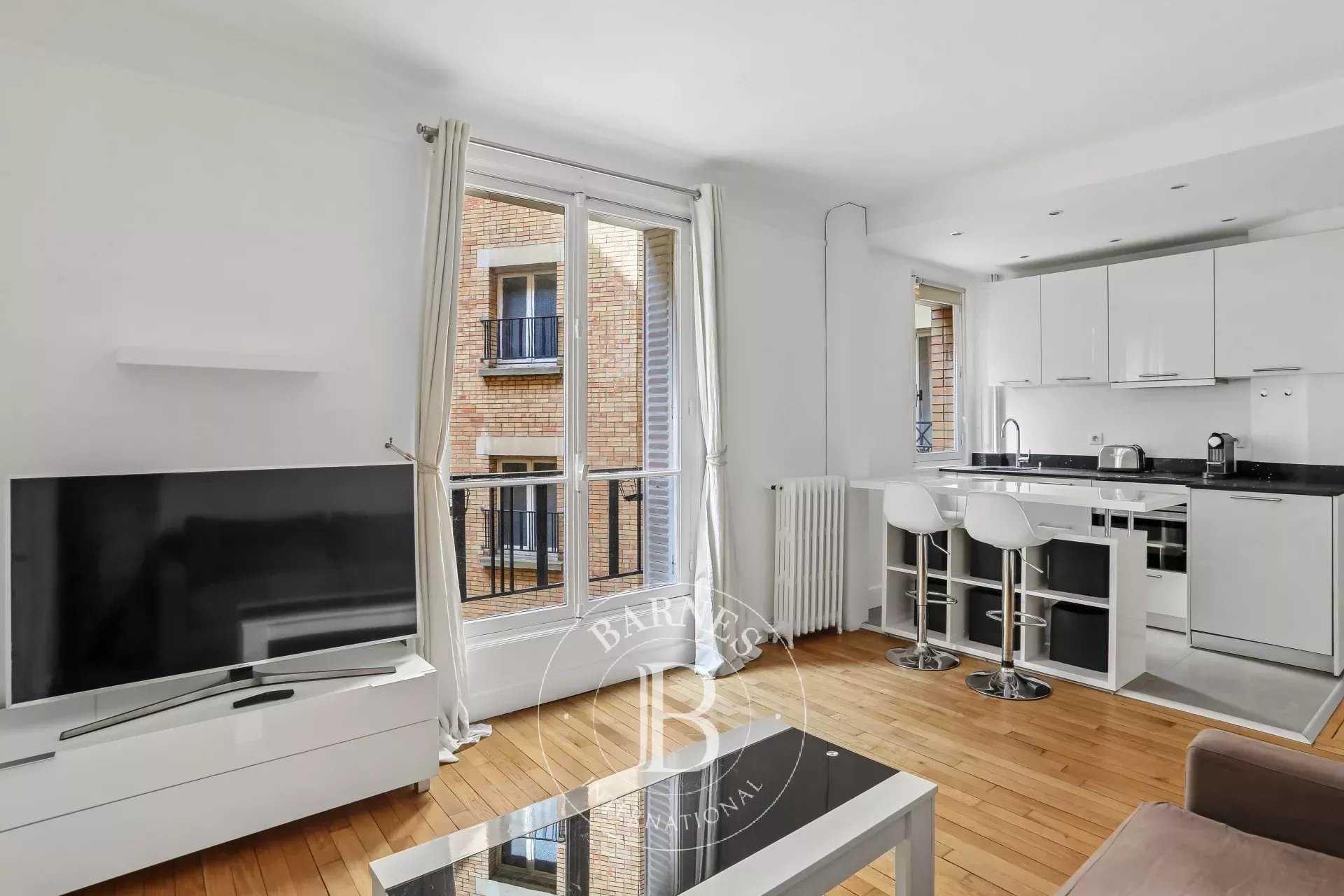 Appartement Paris 75016  -  ref 87031018 (picture 1)