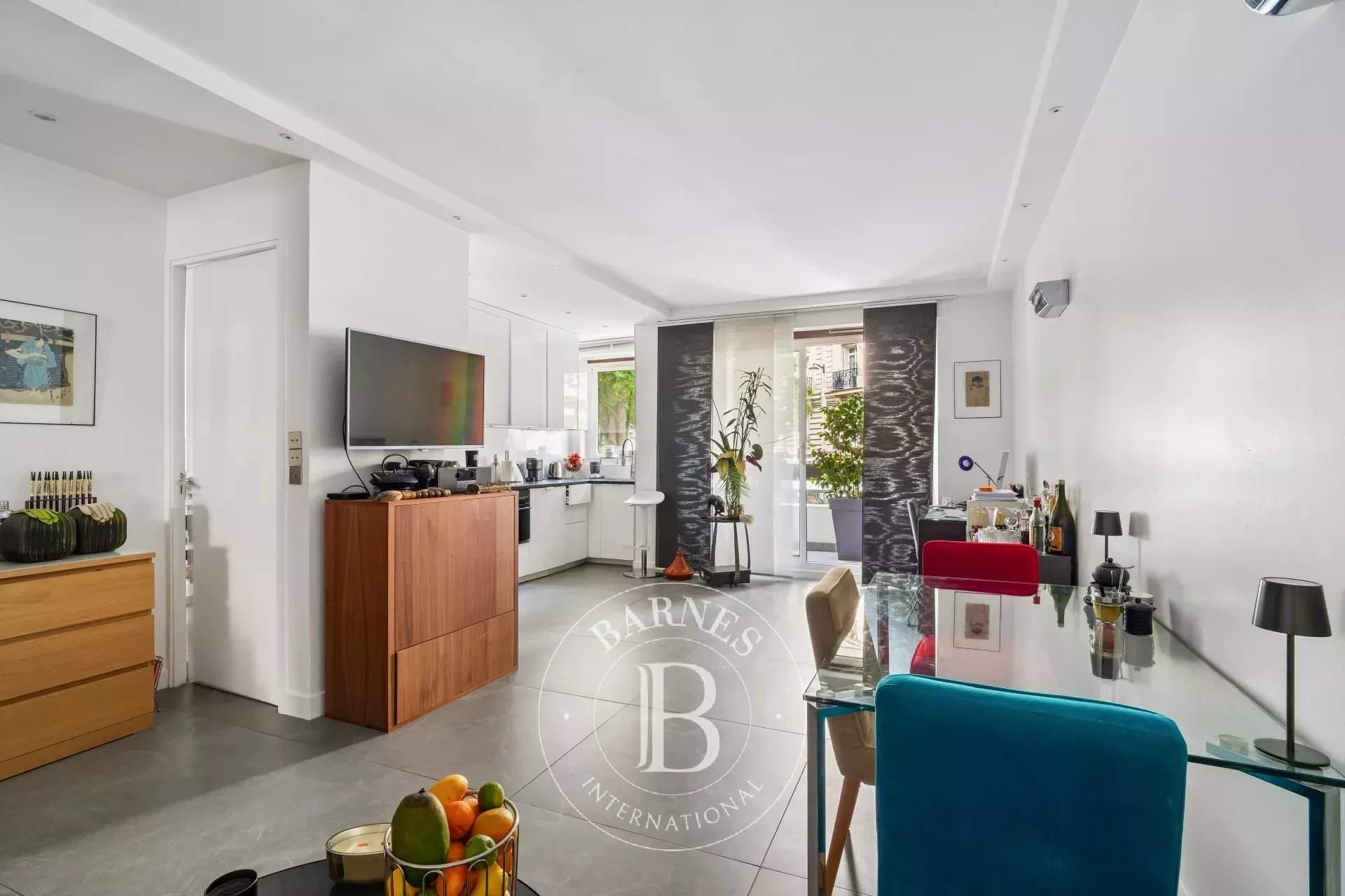 Paris  - Apartment 1 Bedroom - picture 1