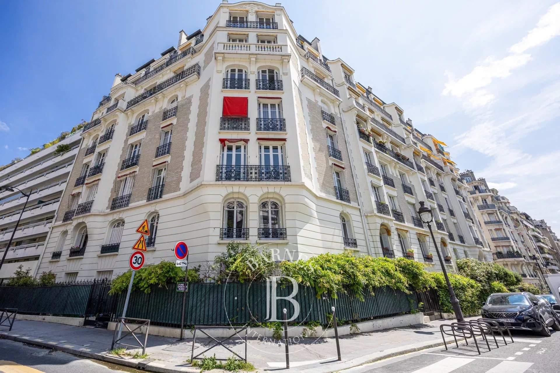 Paris  - Apartment 2 Bedrooms - picture 16