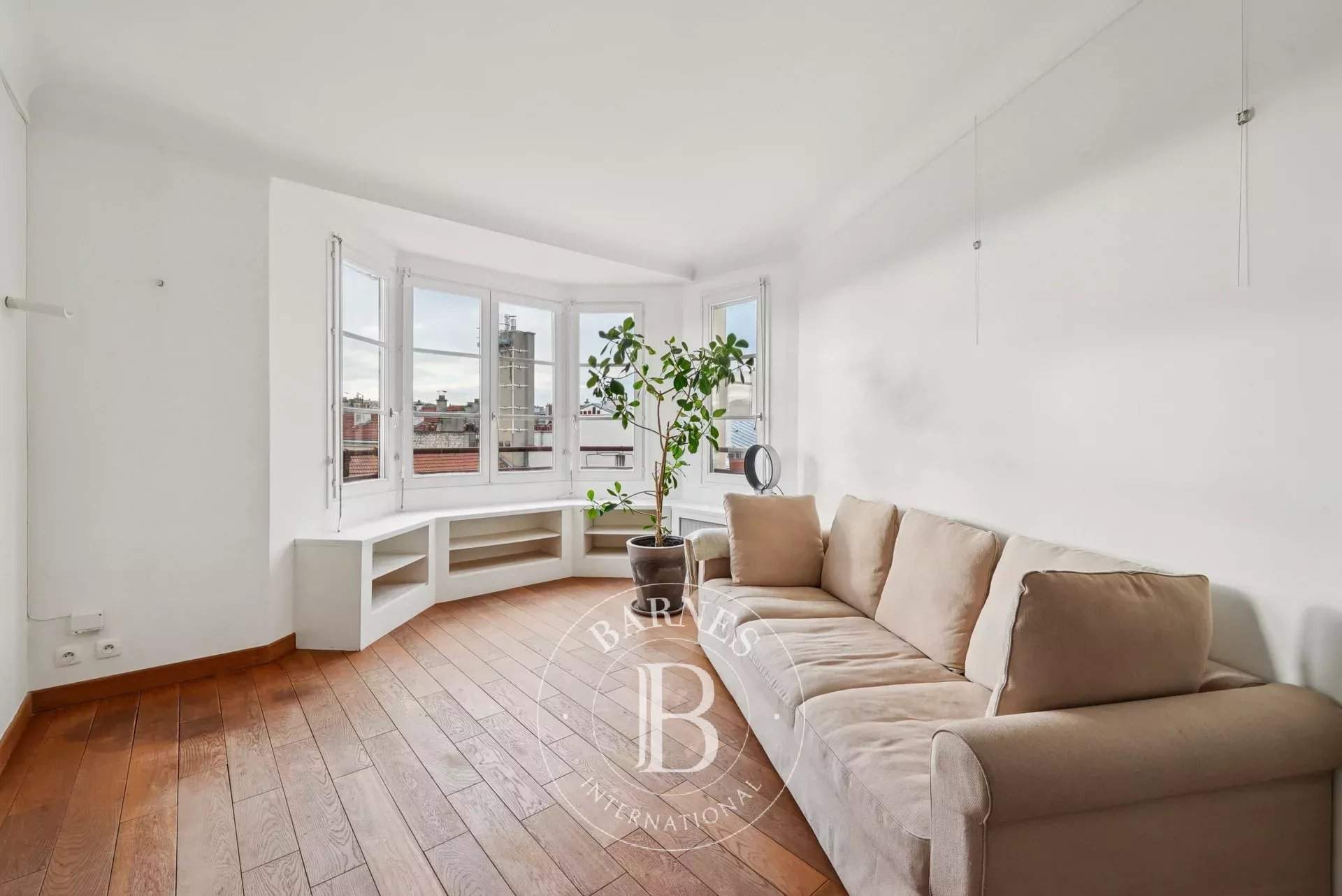 Paris  - Apartment 2 Bedrooms - picture 2