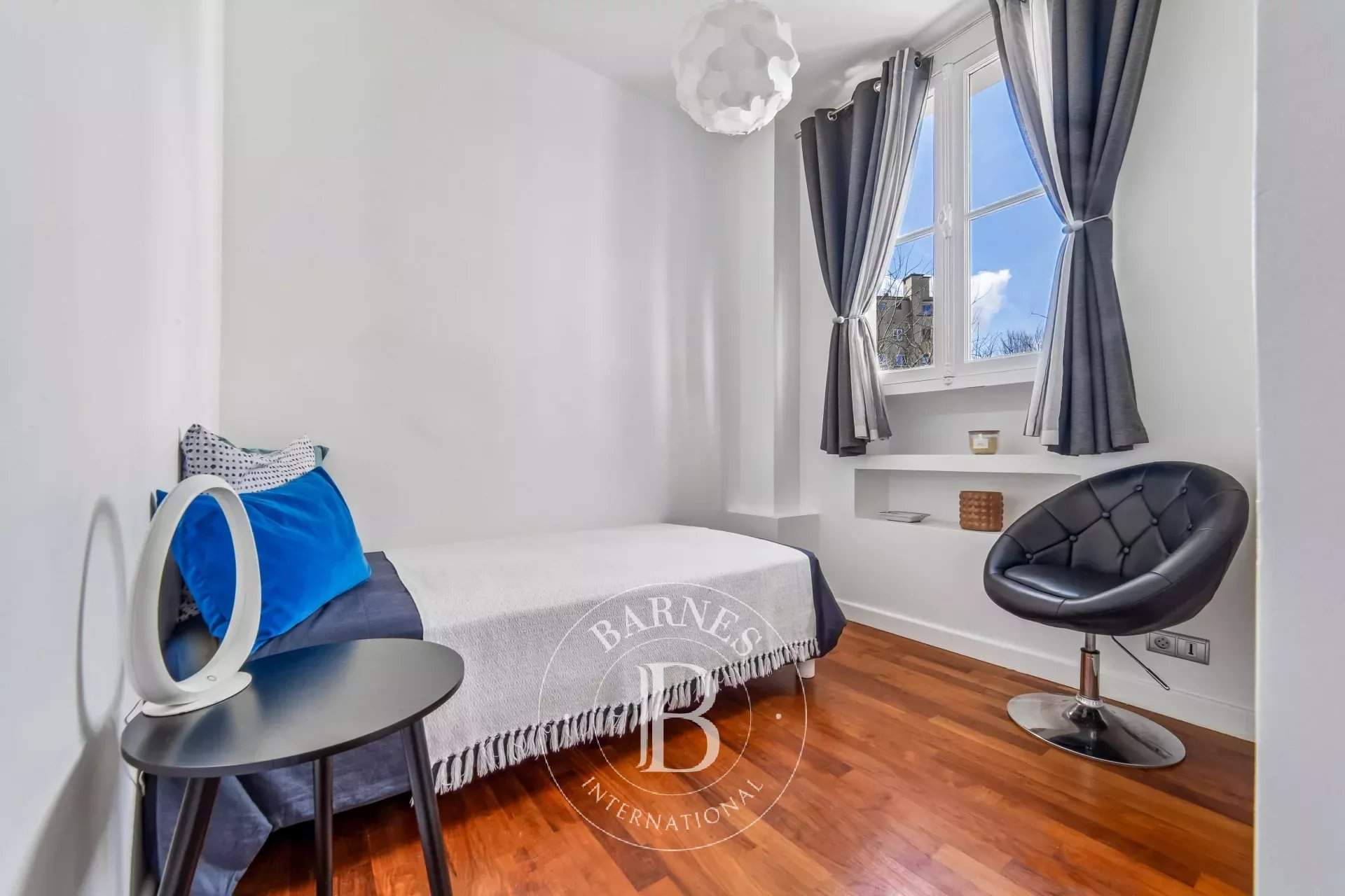 Paris  - Appartement 3 Pi&egrave;ces 2 Chambres - picture 8