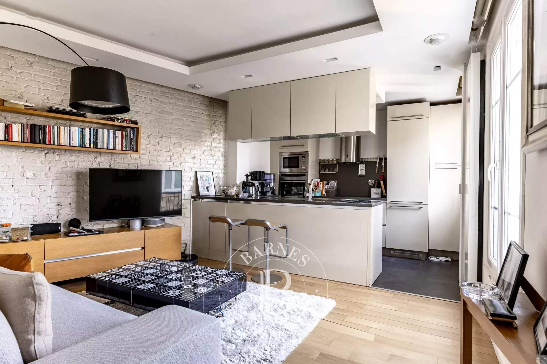 Paris  - Apartment 1 Bedroom - picture 1