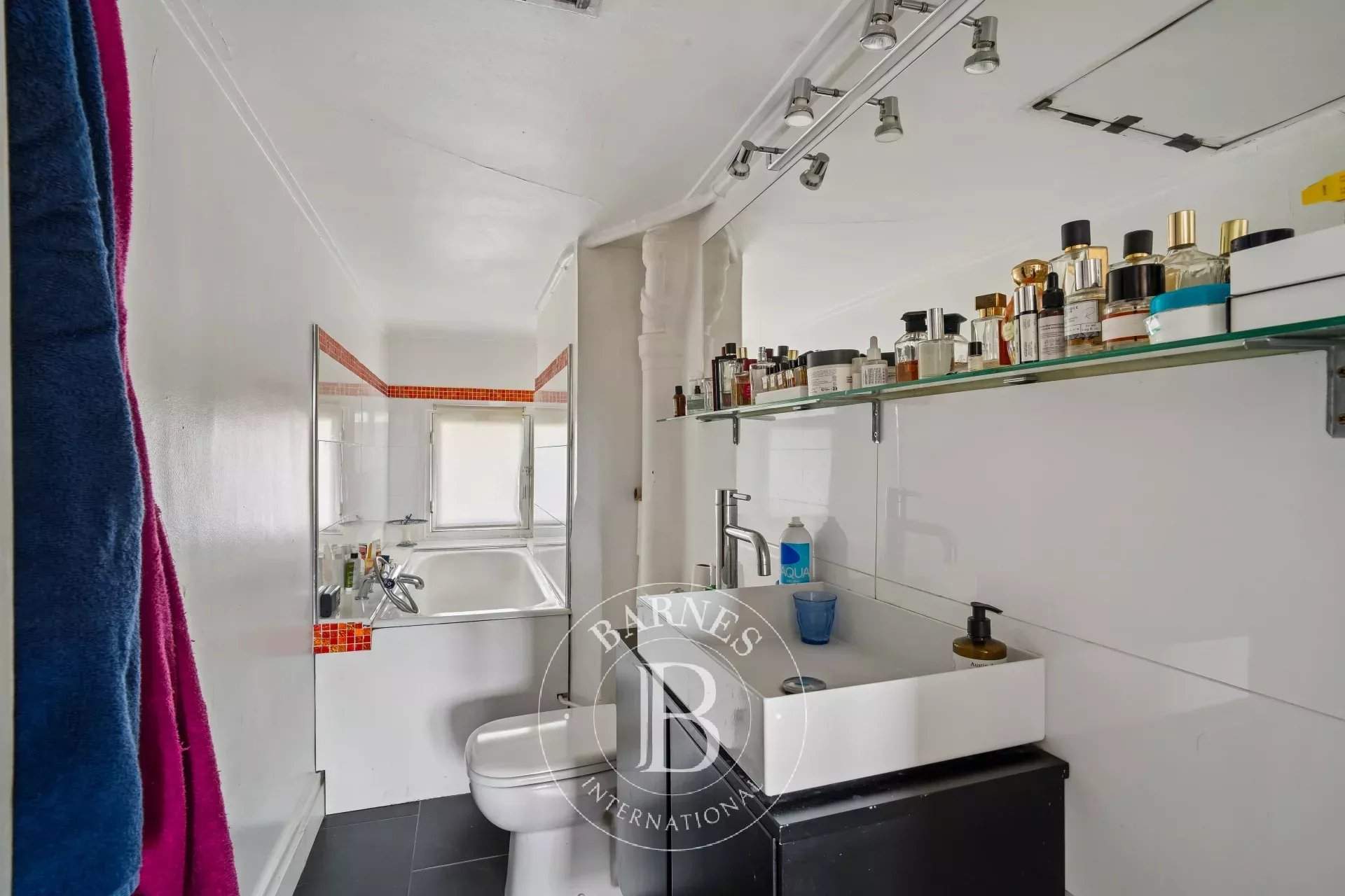 Paris  - Apartment 2 Bedrooms - picture 12
