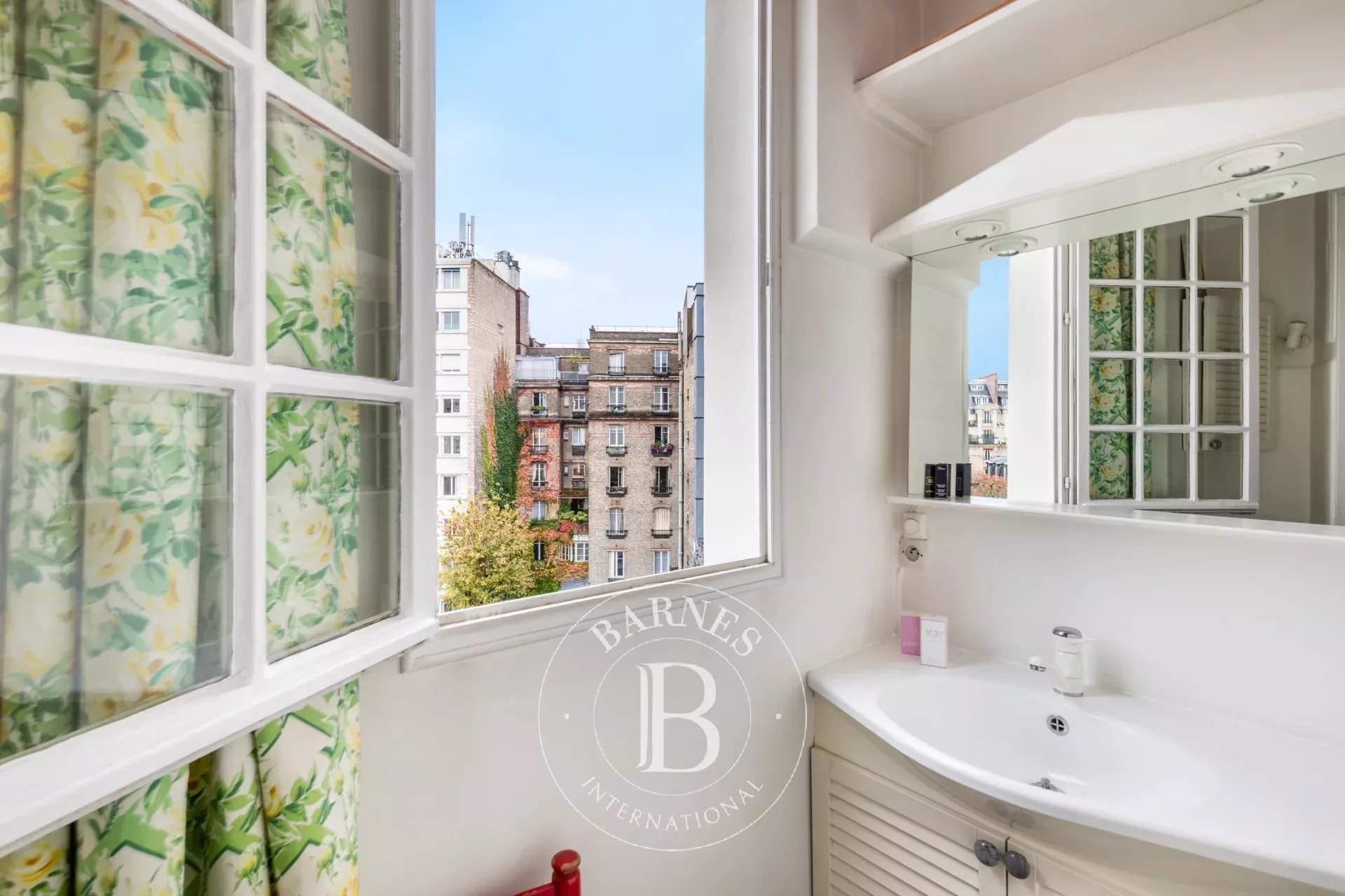 Paris  - Appartement 3 Pièces, 1 Chambre - picture 4