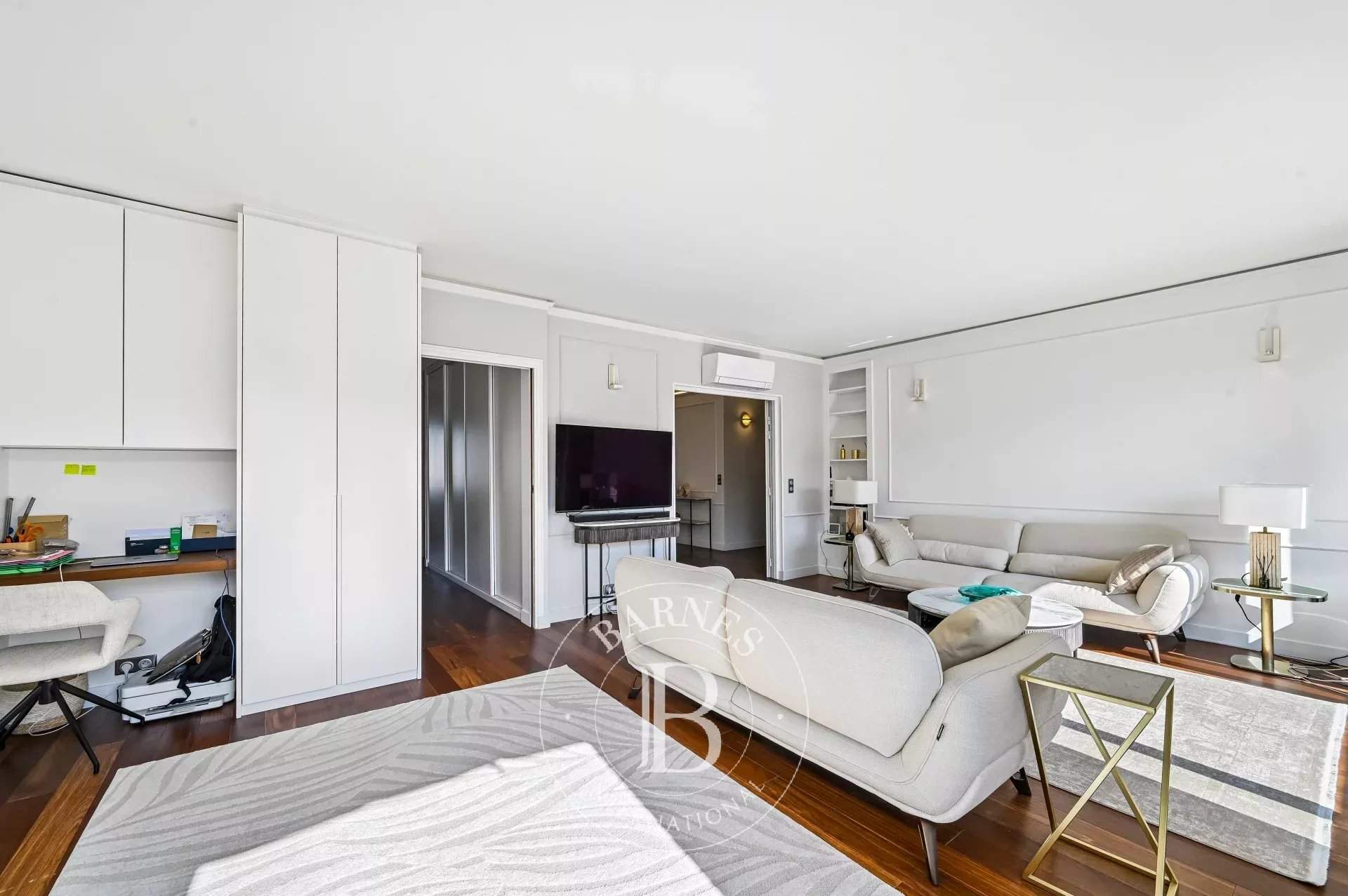 Paris  - Appartement 4 Pi&egrave;ces 2 Chambres - picture 4