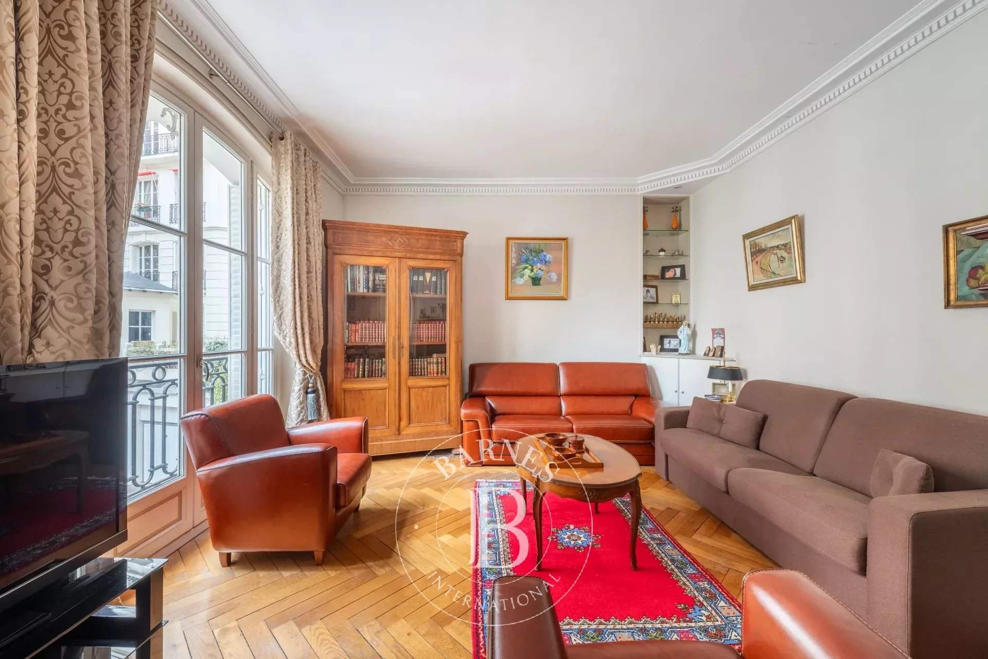 Paris  - Apartment 3 Bedrooms - picture 2