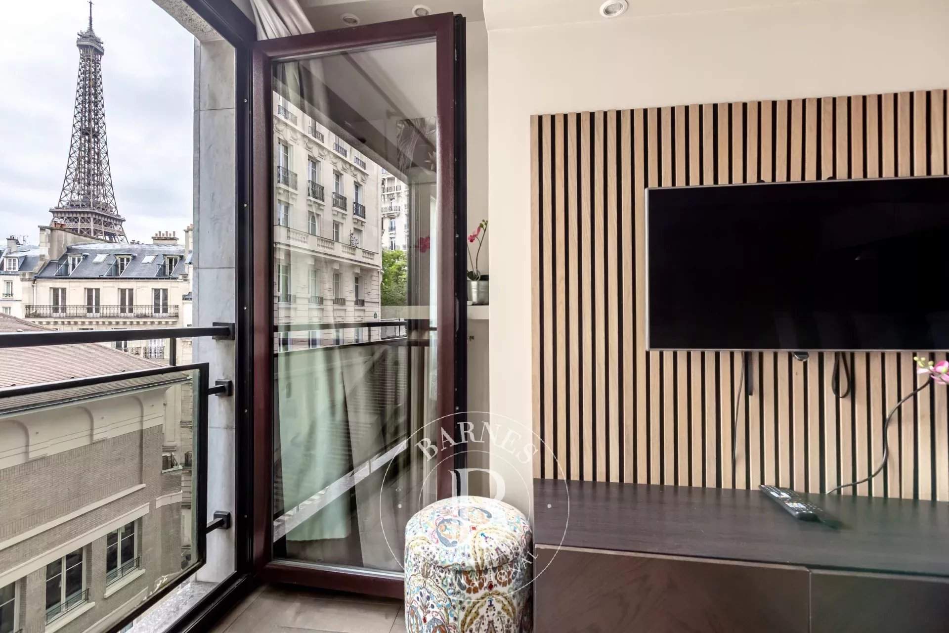 Paris  - Apartment 2 Bedrooms - picture 11