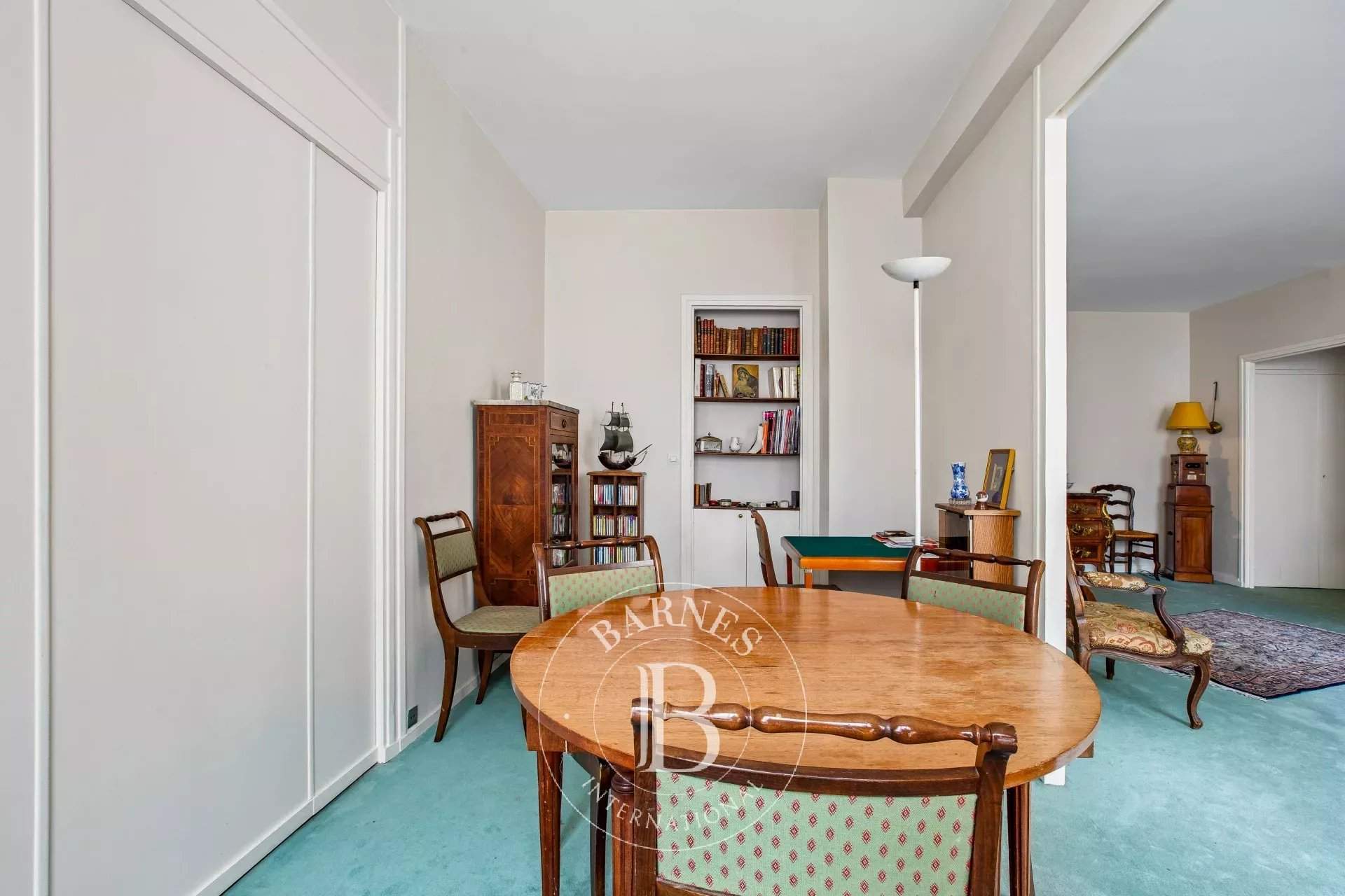 Paris  - Appartement 4 Pi&egrave;ces 2 Chambres - picture 8