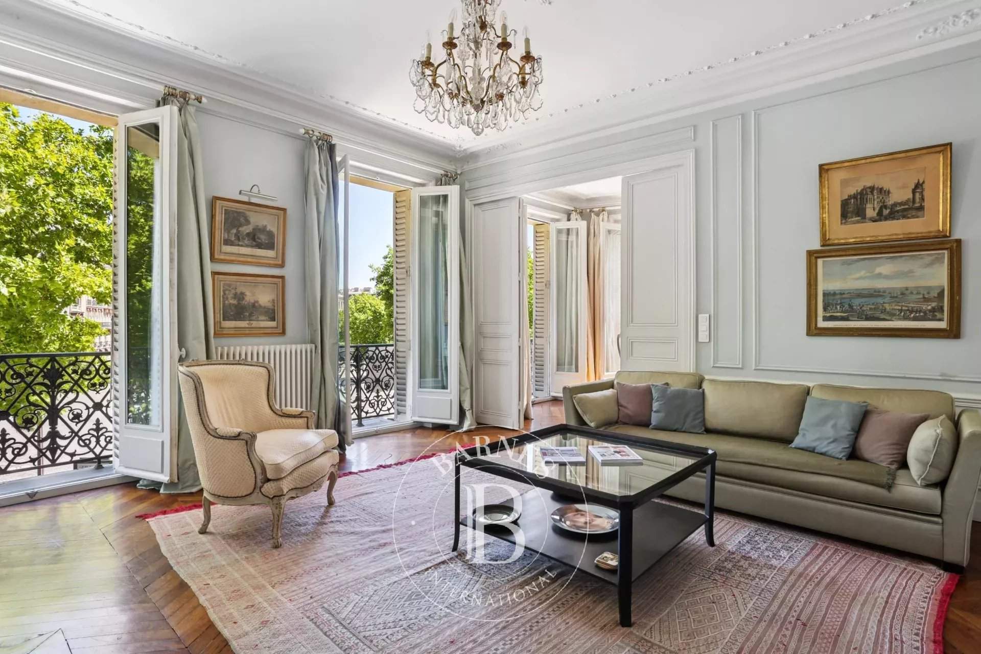 Paris  - Apartment 3 Bedrooms - picture 2