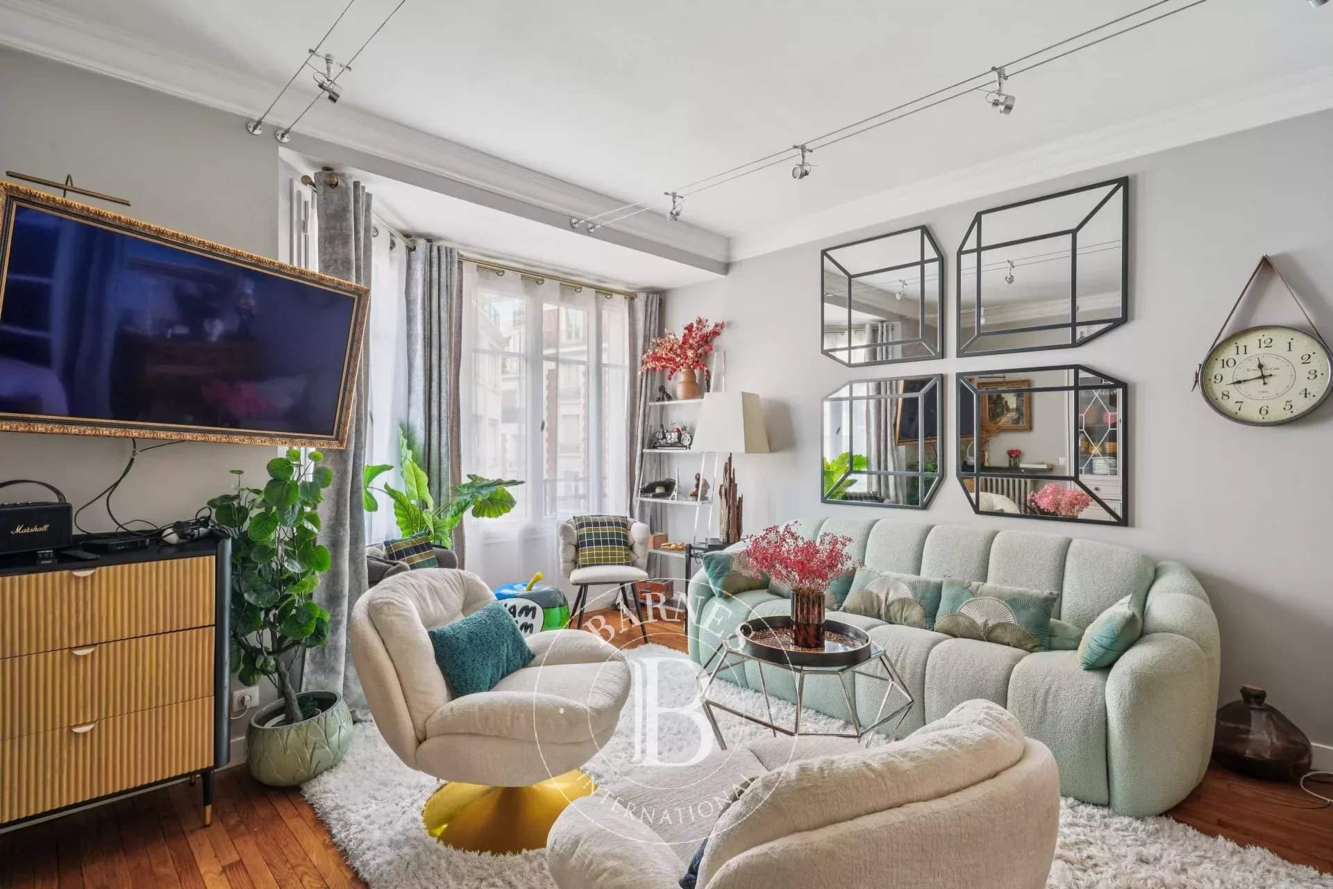 Paris  - Appartement 4 Pi&egrave;ces 2 Chambres - picture 5