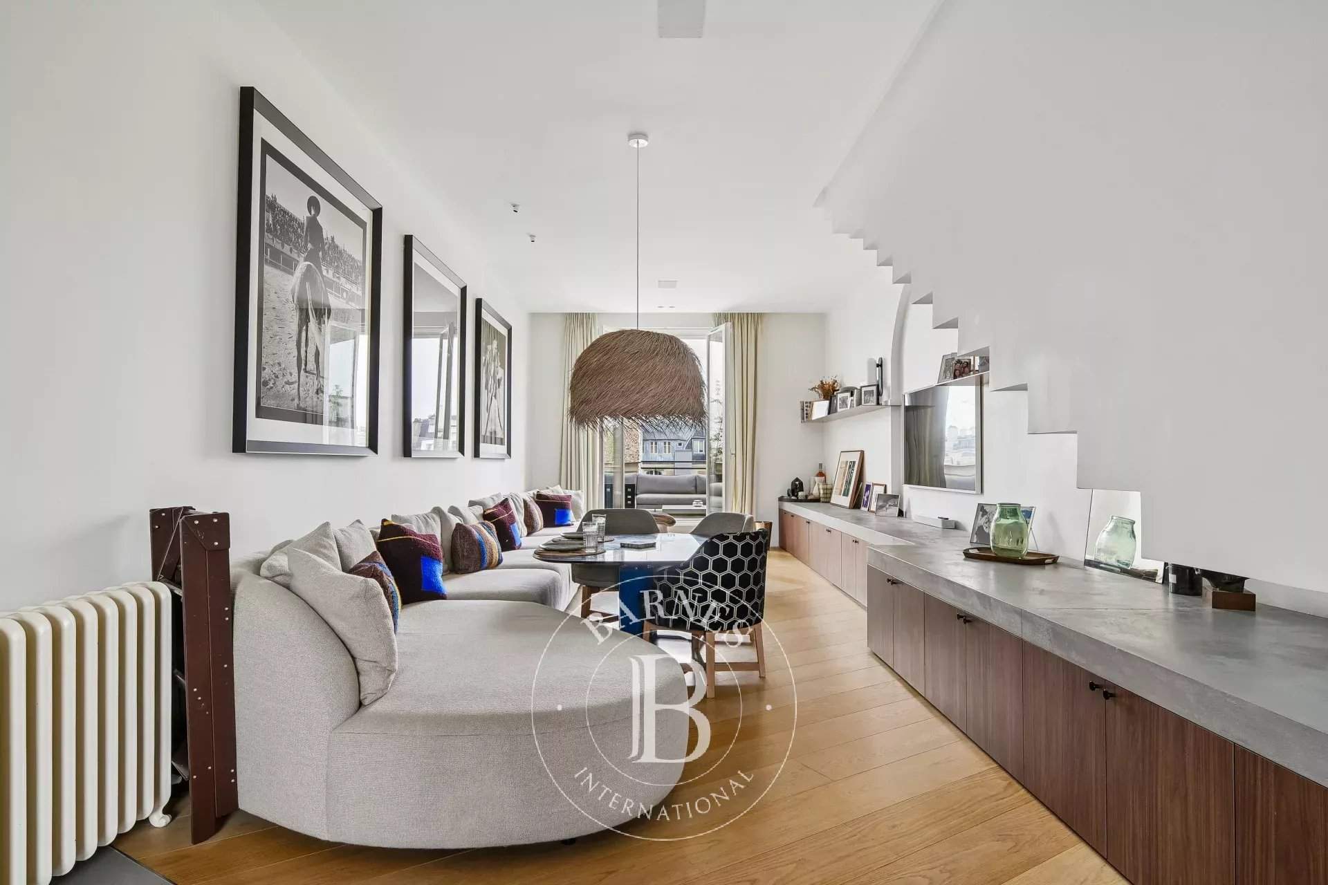 Paris  - Apartment 3 Bedrooms - picture 1