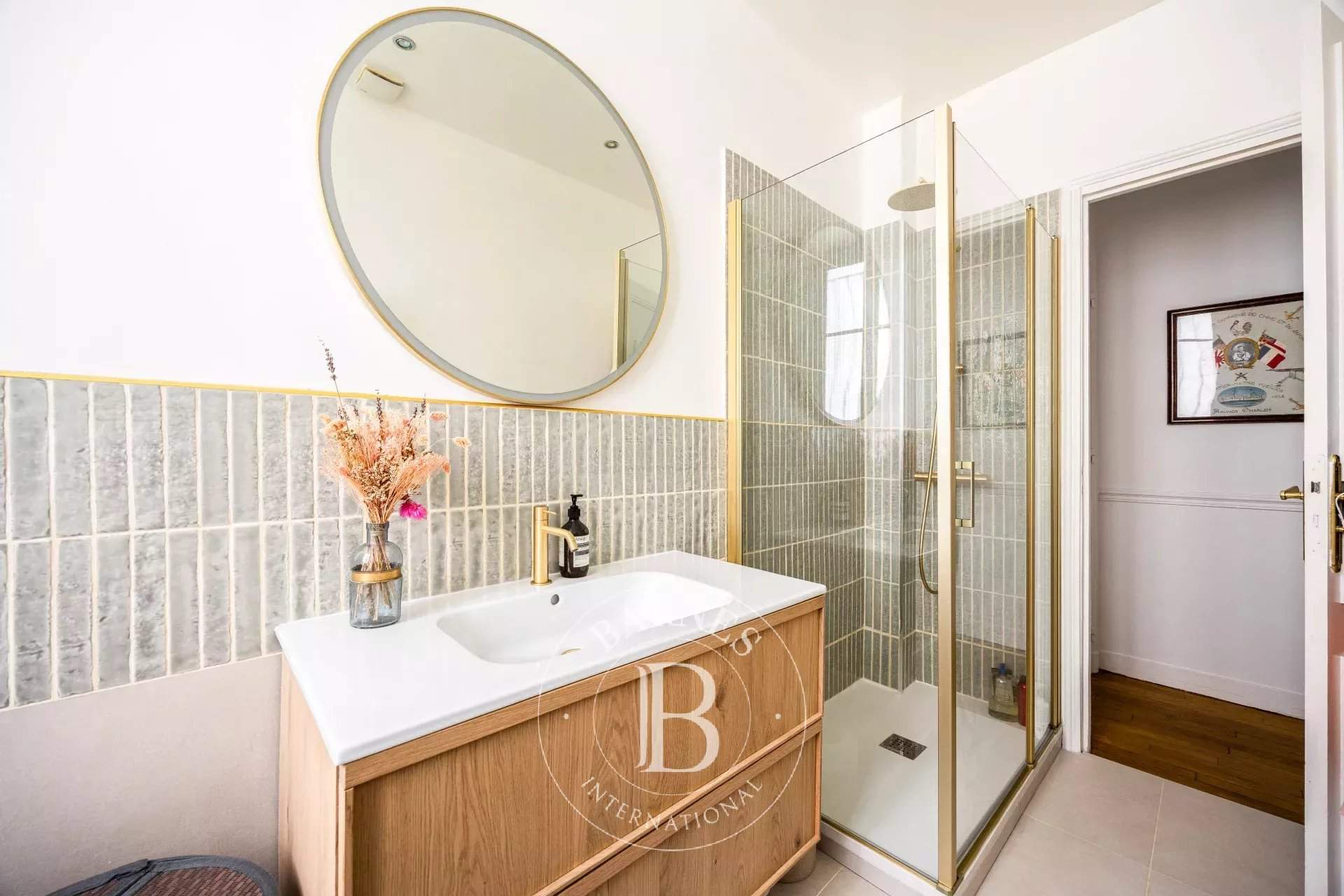 Paris  - Apartment 2 Bedrooms - picture 9