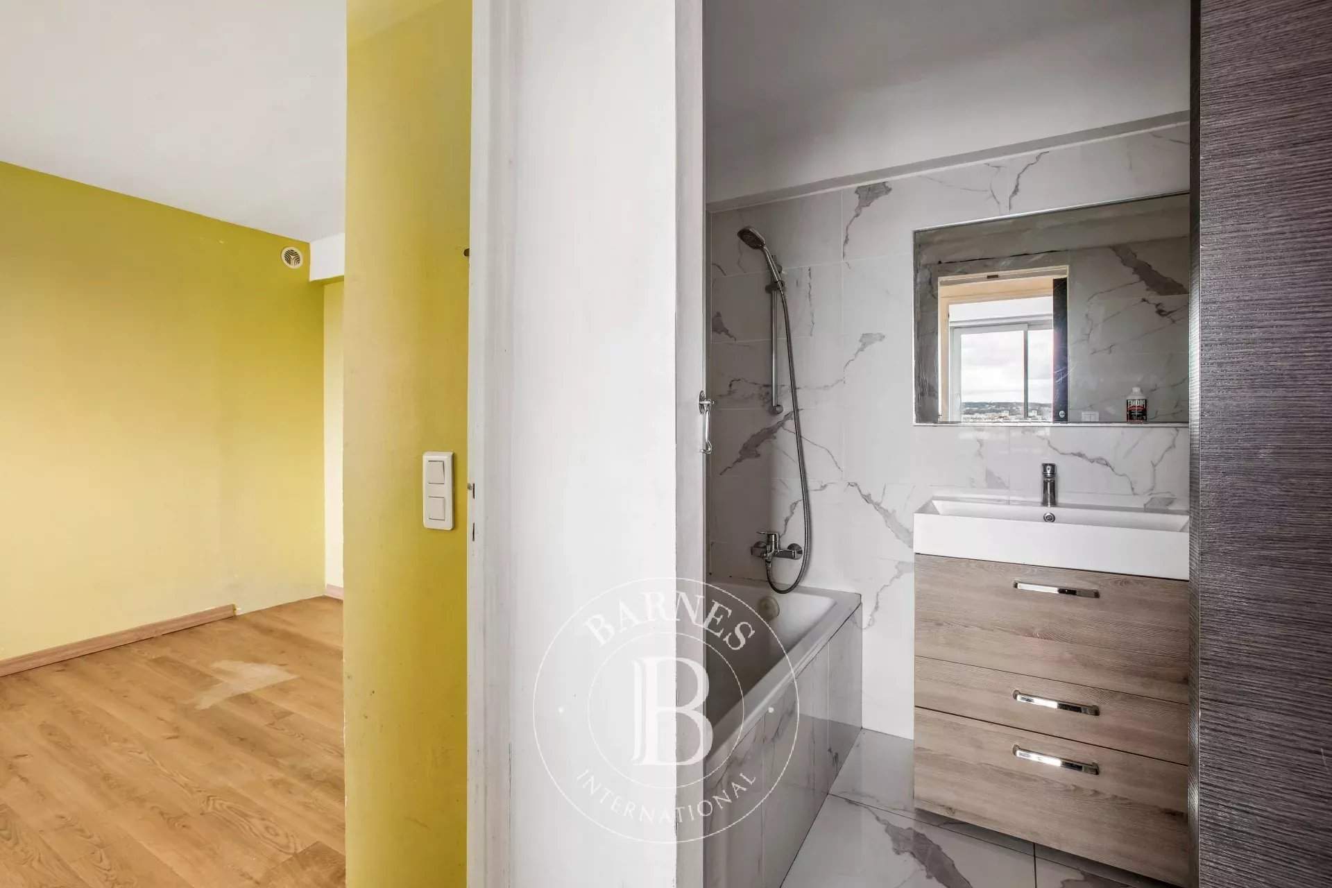 Paris  - Apartment 1 Bedroom - picture 12