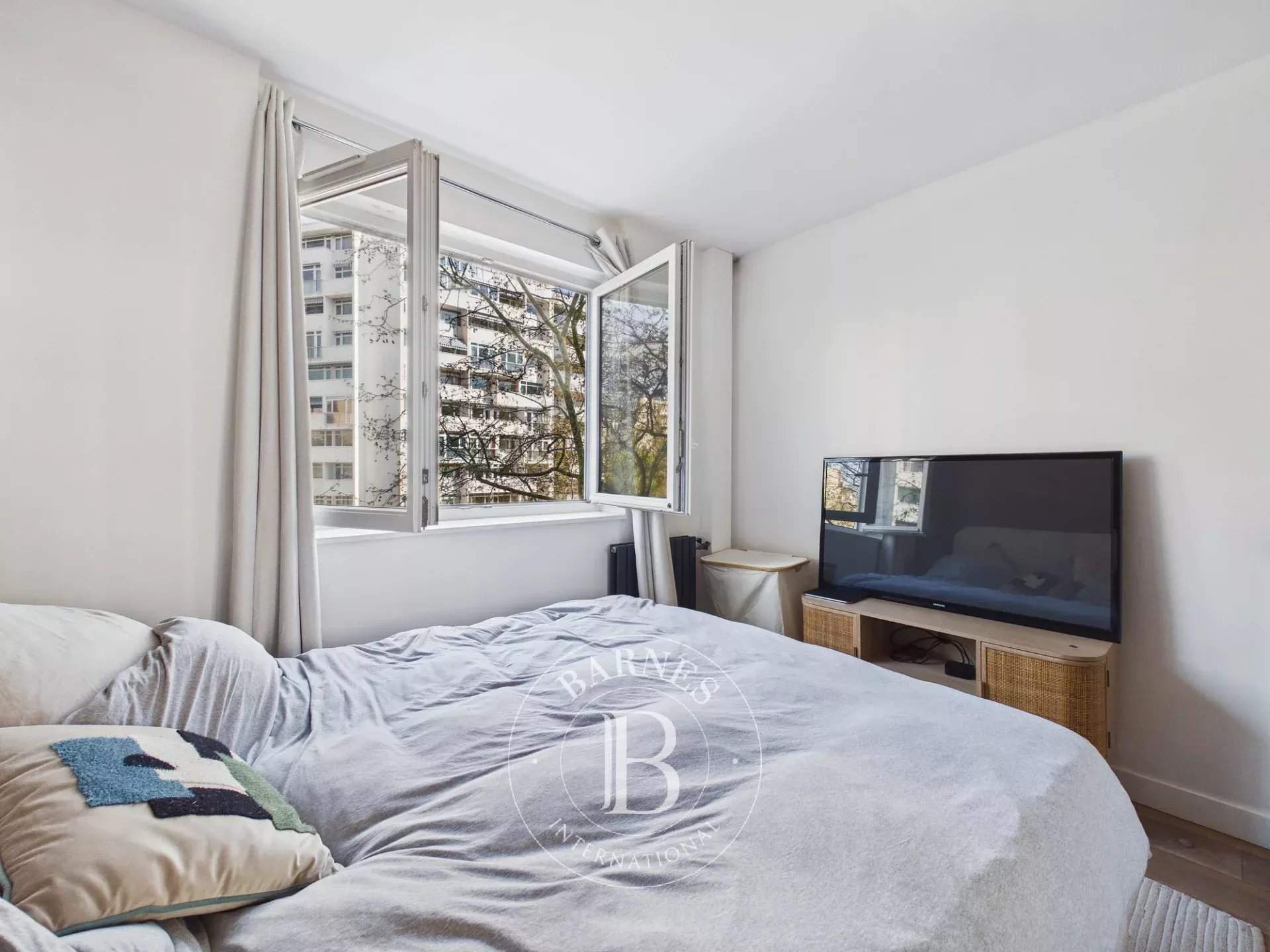 Paris  - Apartment 1 Bedroom - picture 6