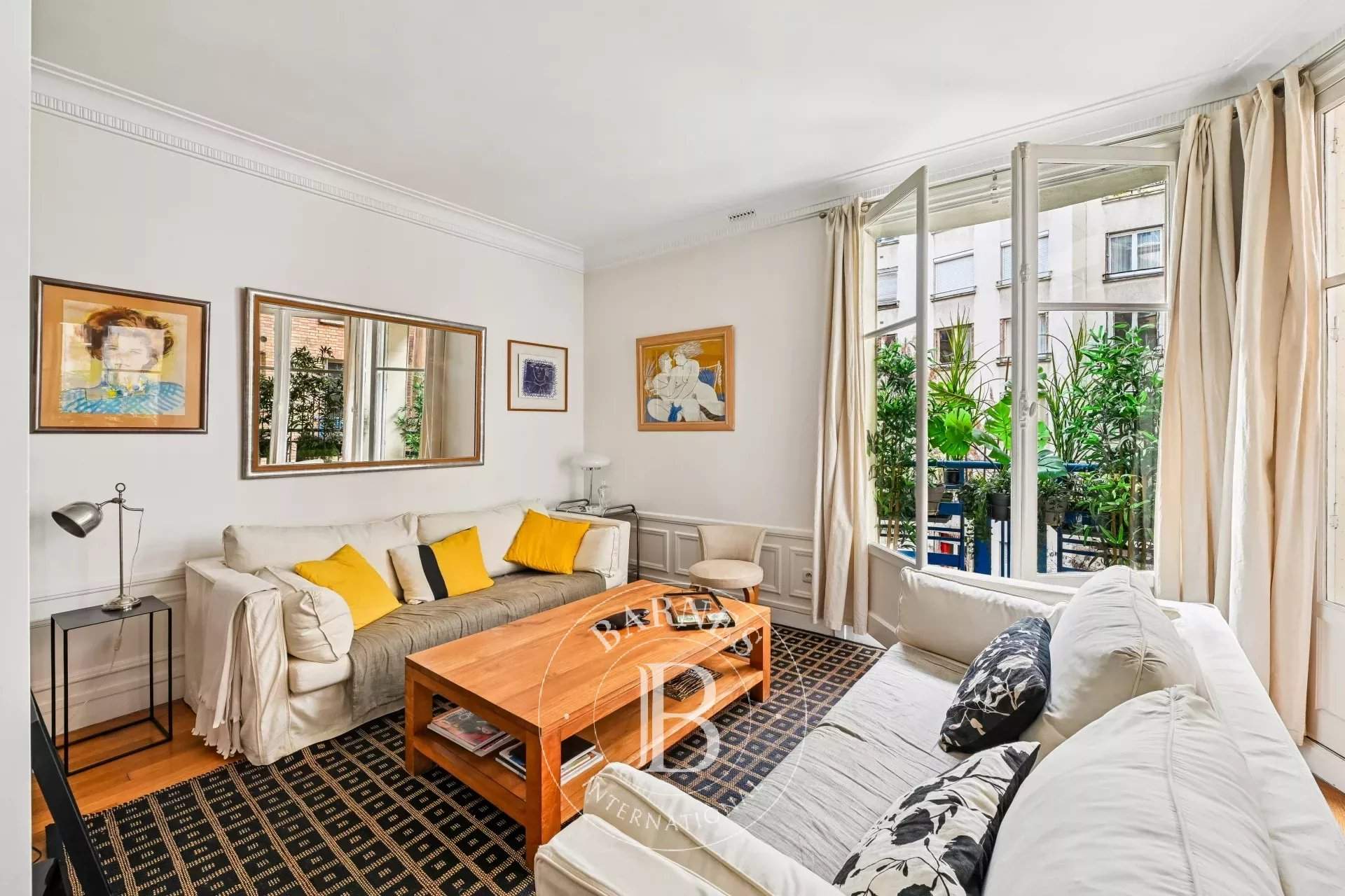 Paris  - Apartment 1 Bedroom - picture 1