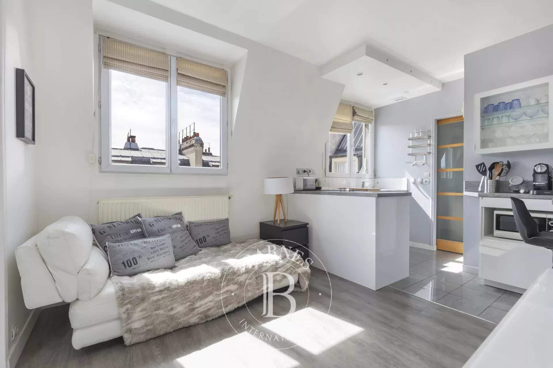 Paris  - Apartment 1 Bedroom - picture 1