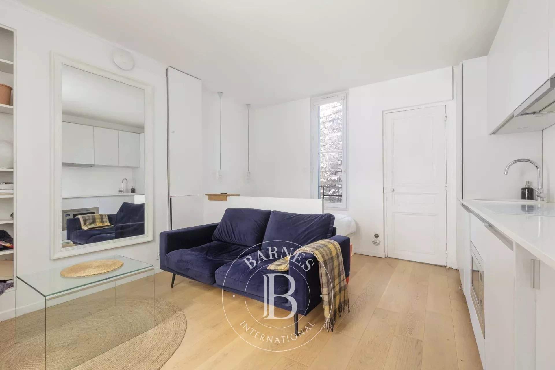 Paris  - Apartment  - picture 1