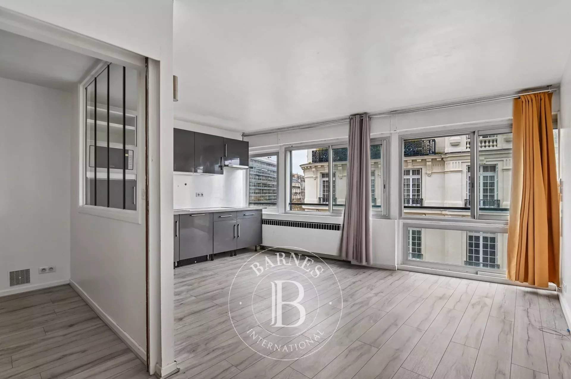 Paris  - Appartement 1 Pi&egrave;ce - picture 1