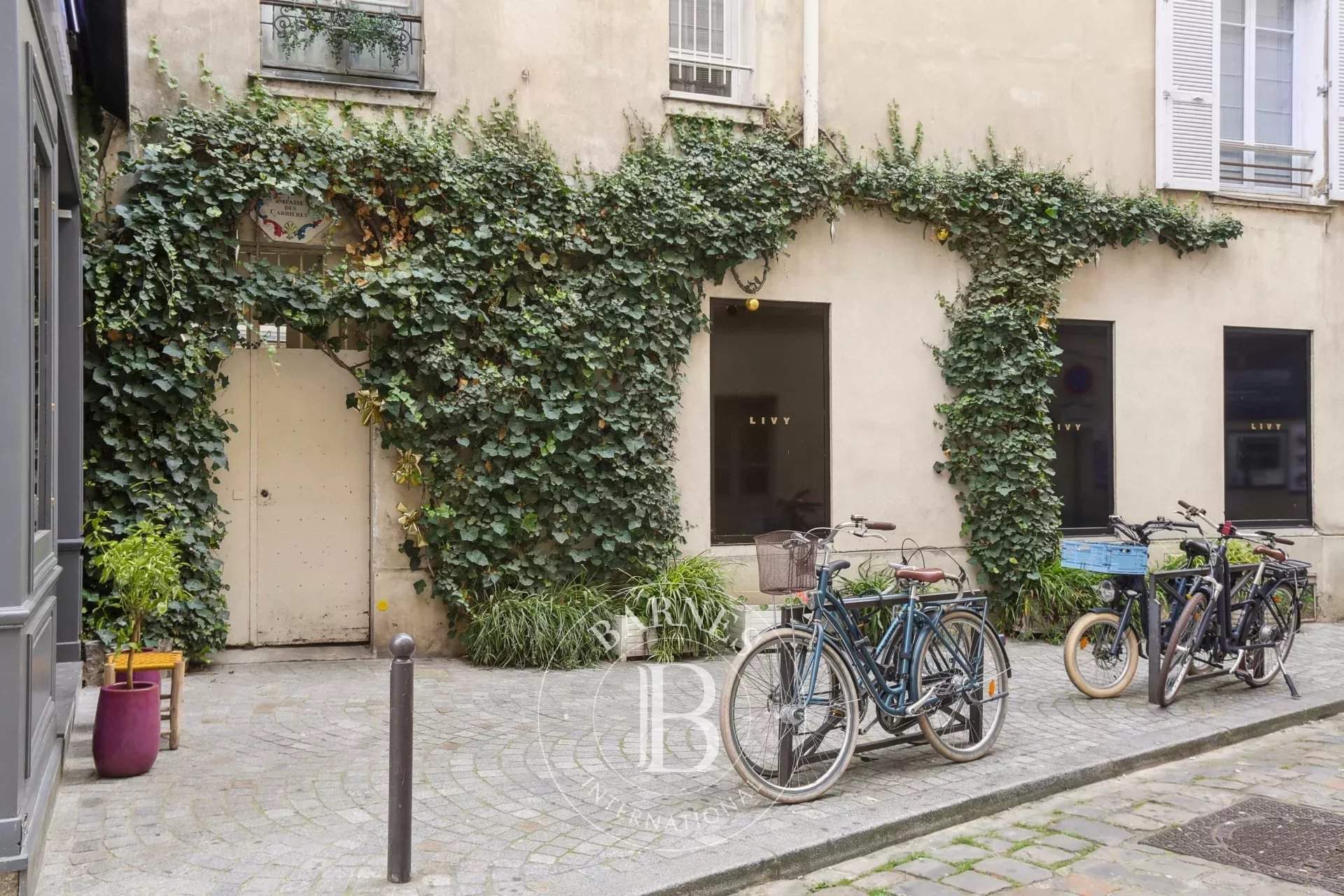 Paris  - Apartment 2 Bedrooms - picture 12