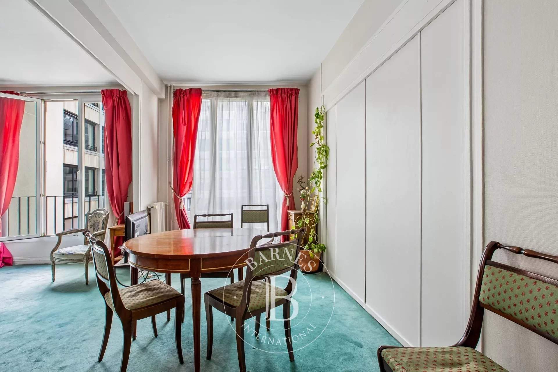 Paris  - Appartement 4 Pi&egrave;ces 2 Chambres - picture 7