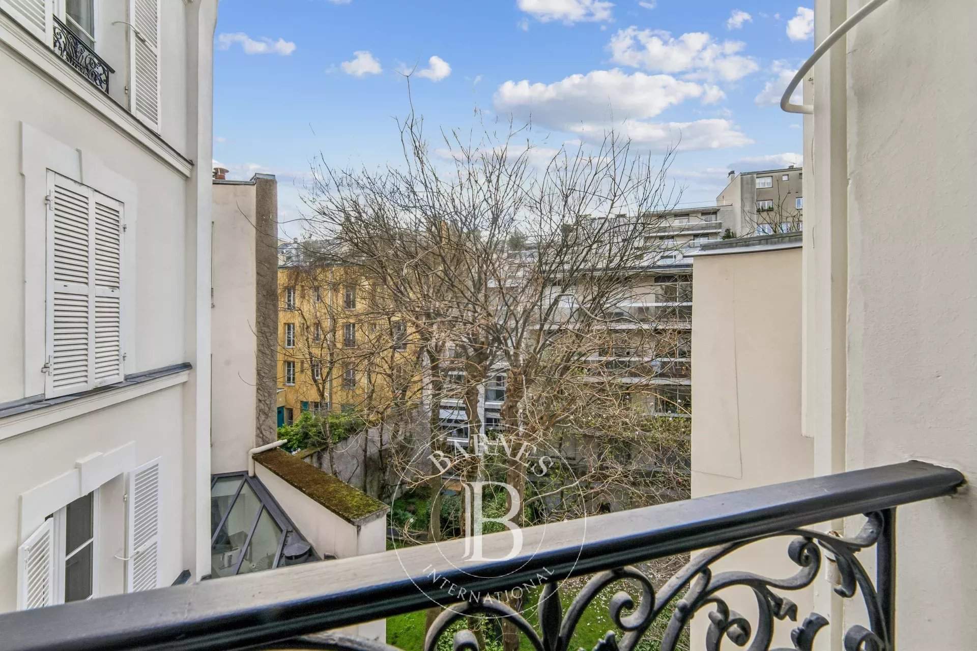 Paris  - Appartement 3 Pi&egrave;ces 2 Chambres - picture 9