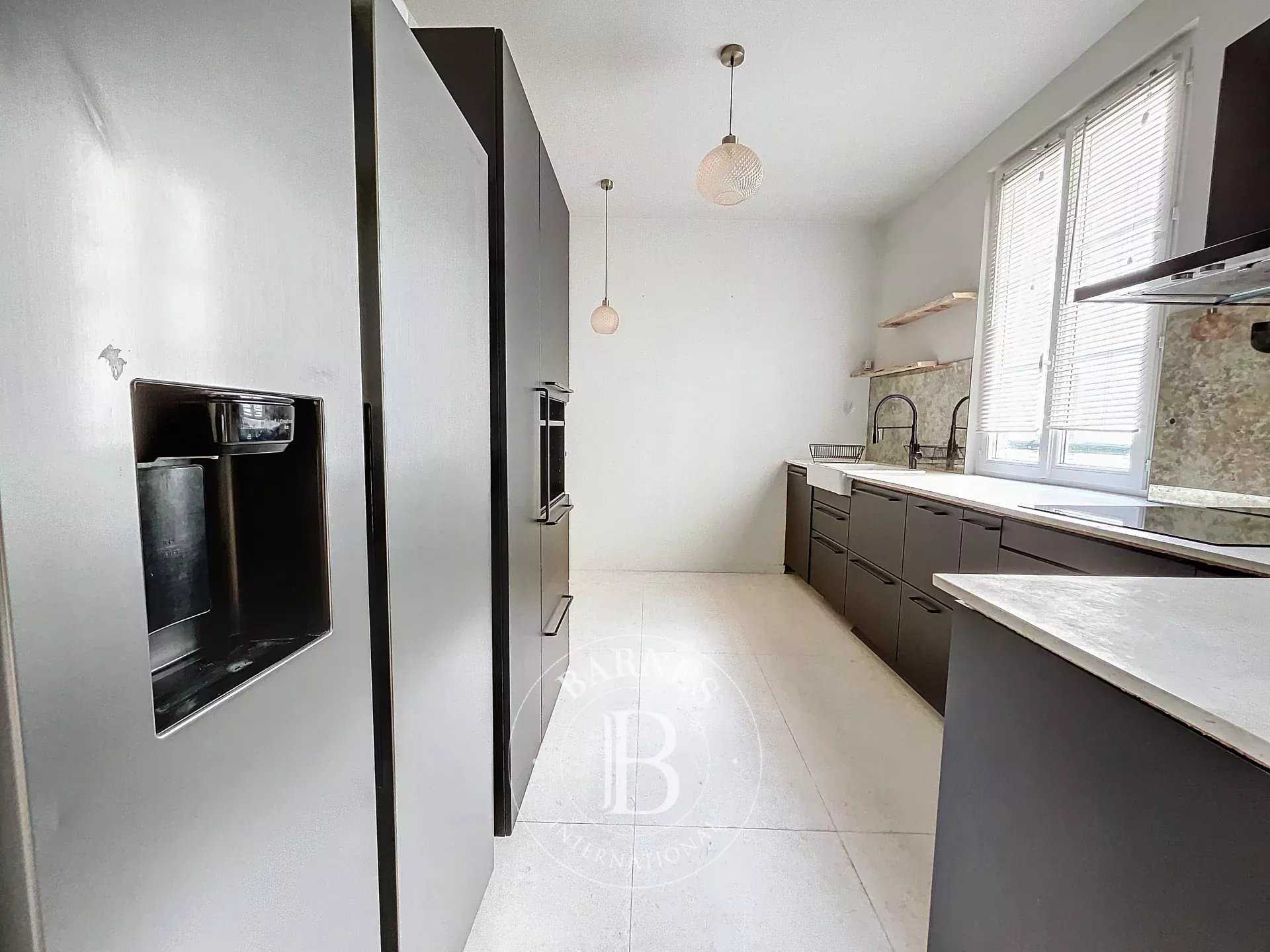 Paris  - Apartment 2 Bedrooms