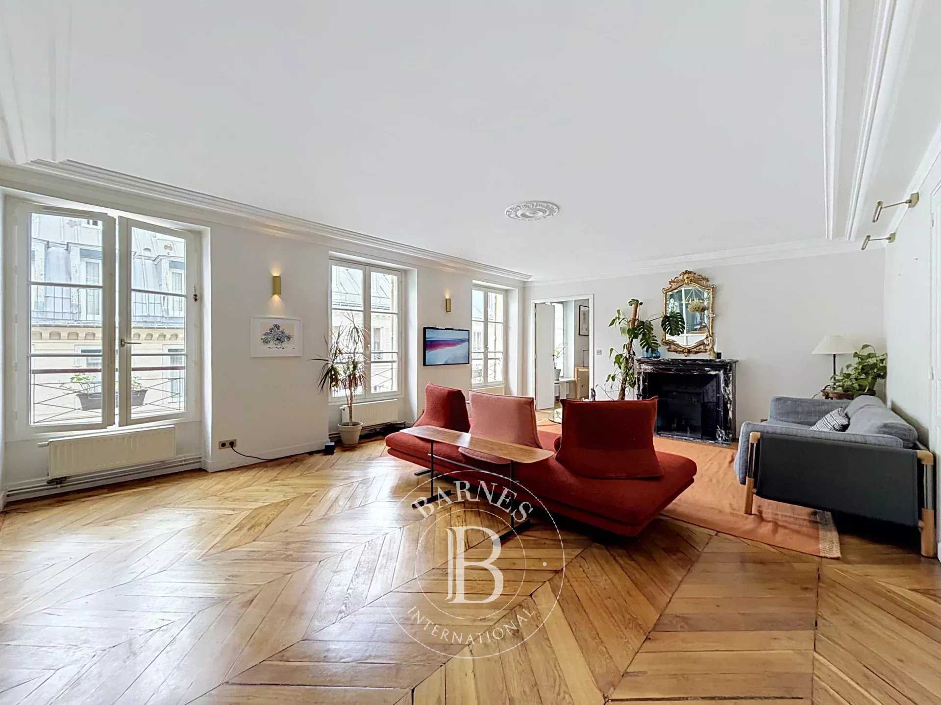 Paris  - Appartement 6 Pi&egrave;ces 4 Chambres