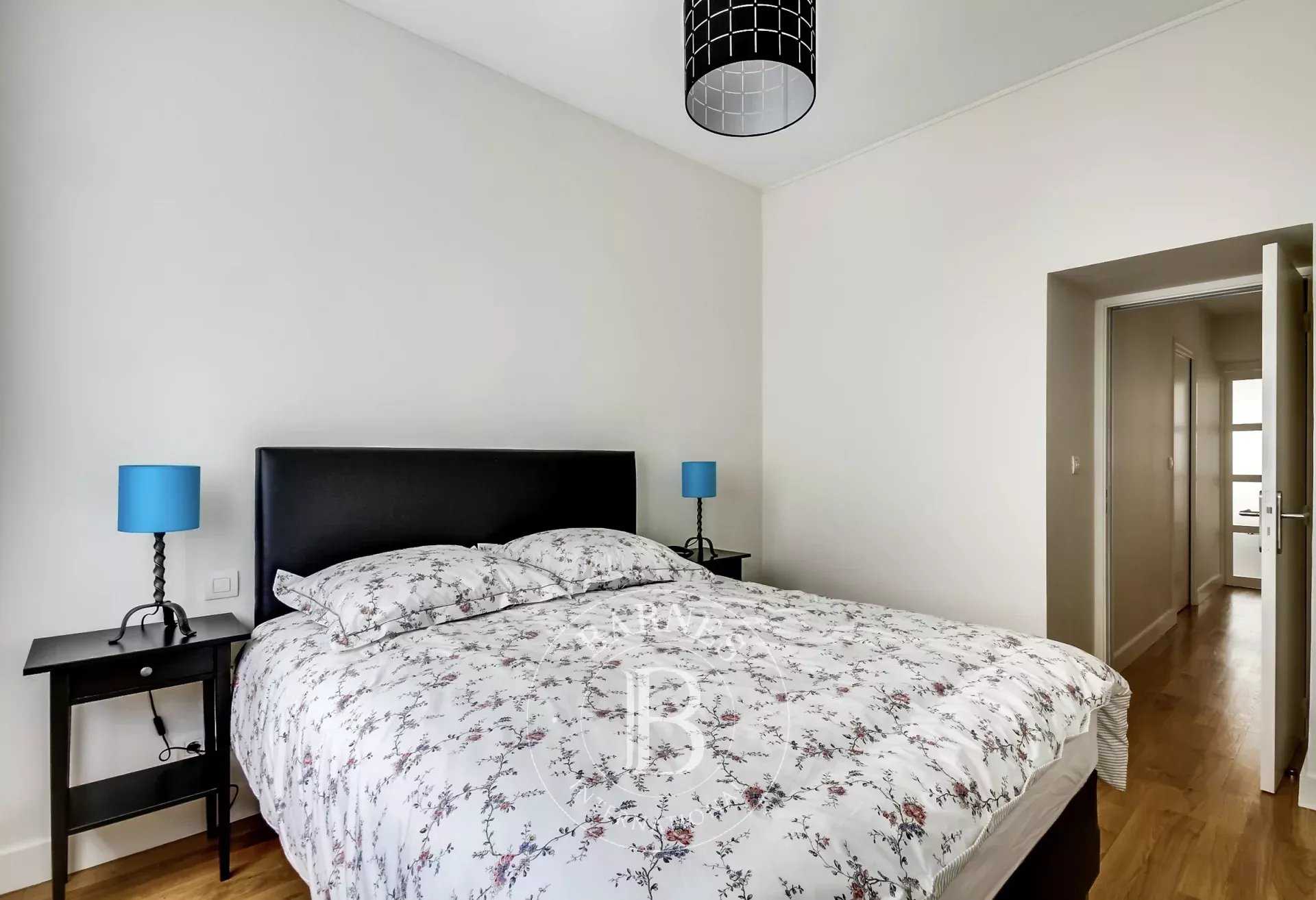 Paris  - Apartment 1 Bedroom