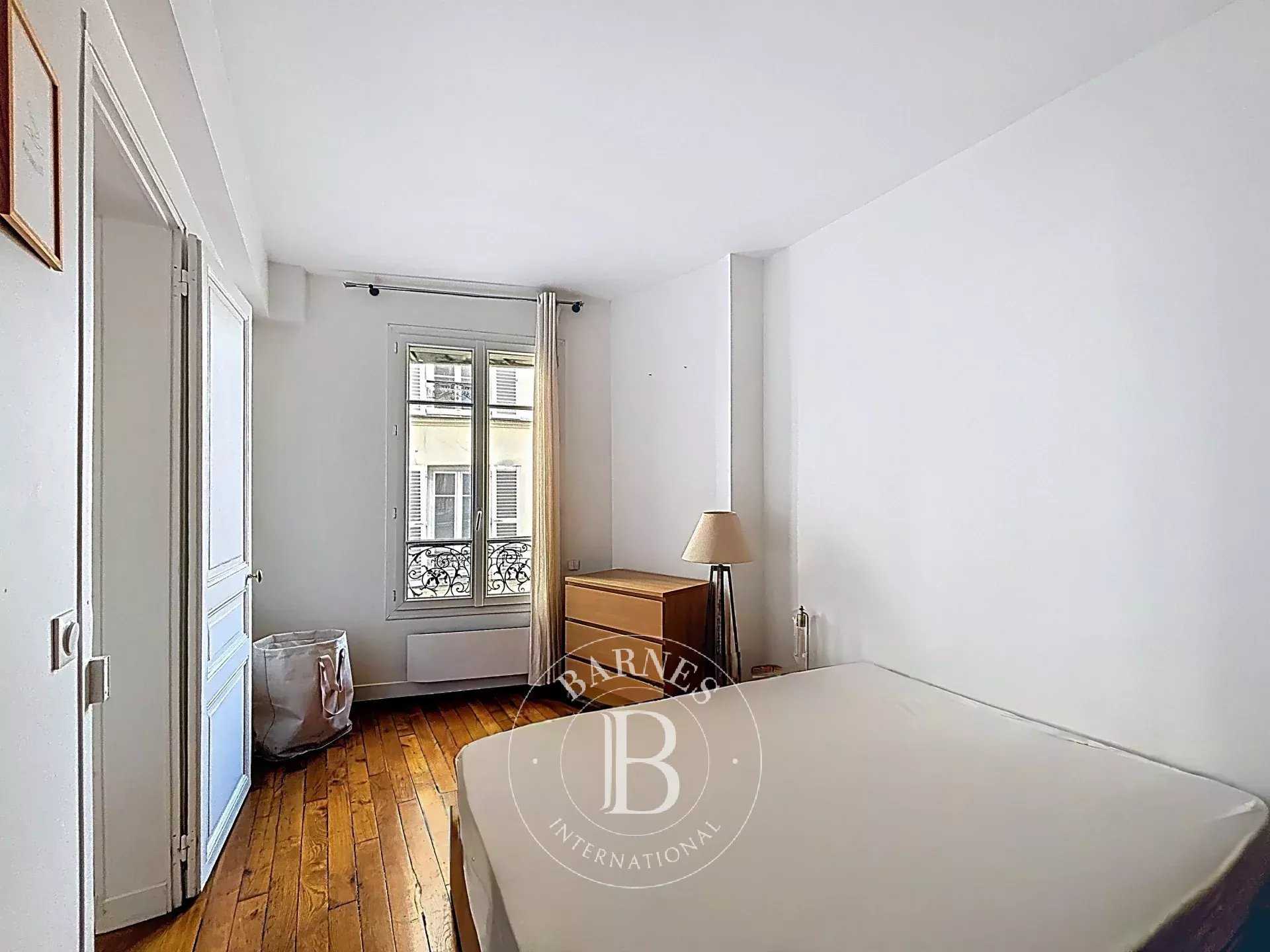 Paris  - Piso 2 Cuartos, 1 Habitacion