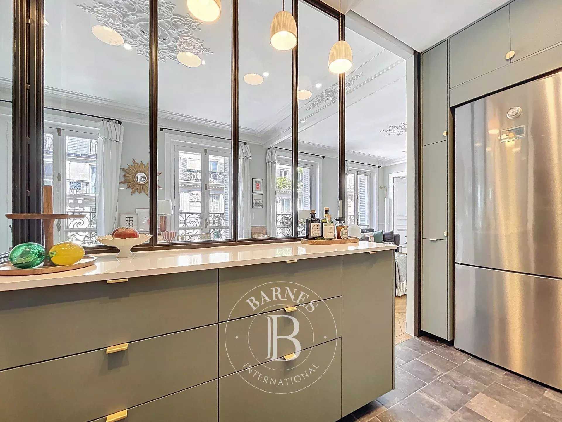 Paris  - Apartment 3 Bedrooms