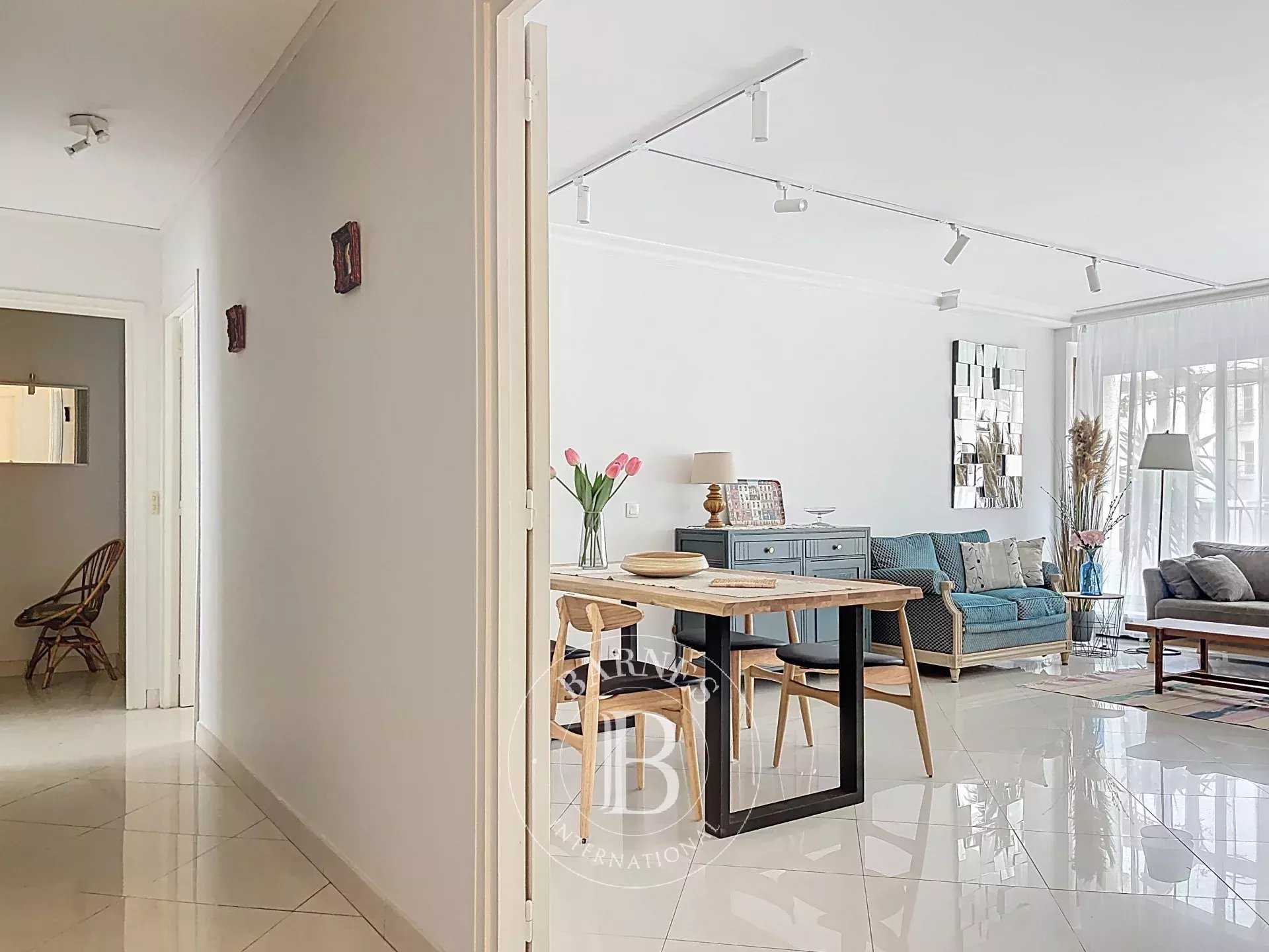 Paris  - Apartment 2 Bedrooms