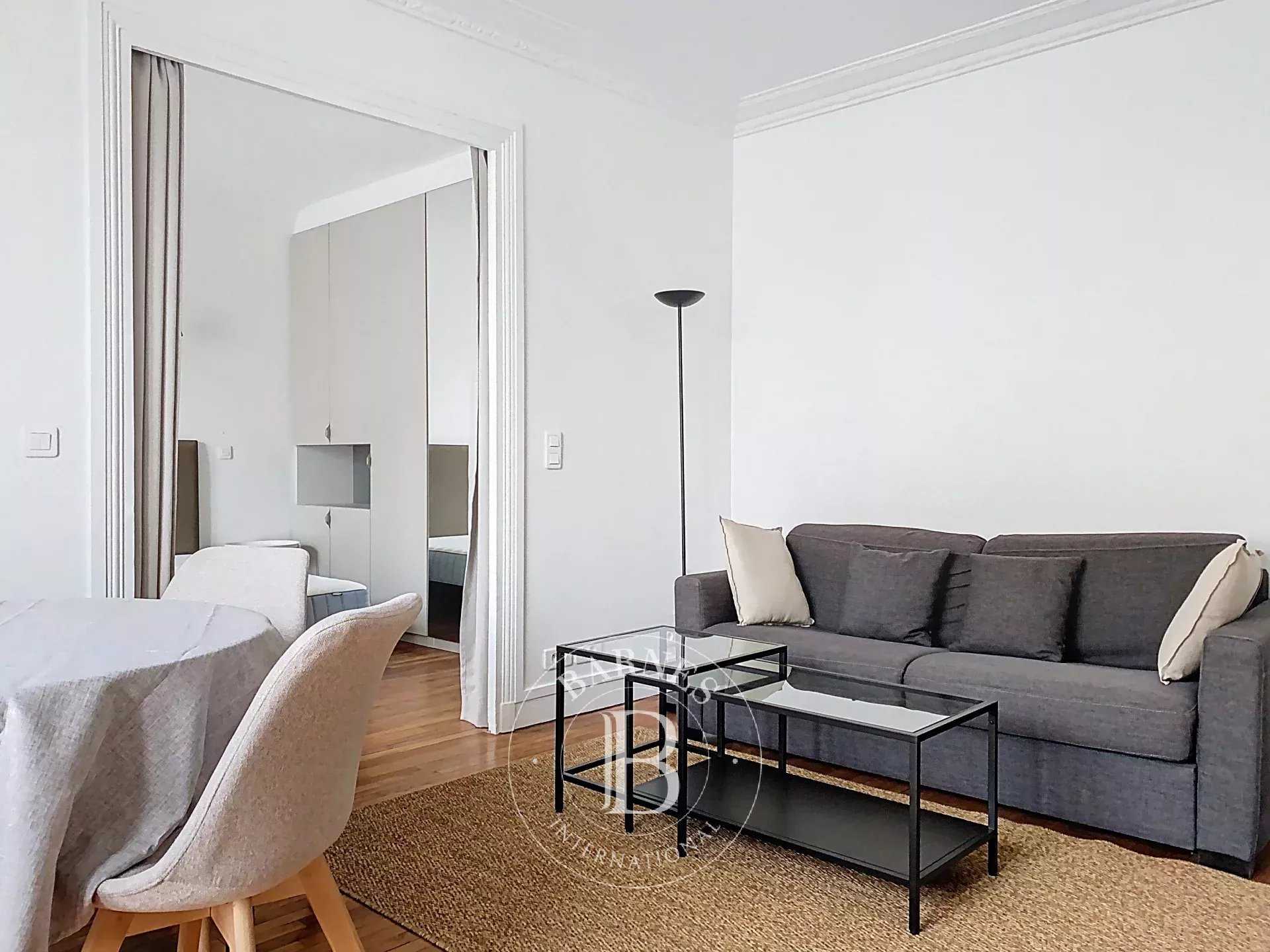 Paris  - Piso 2 Cuartos, 1 Habitacion