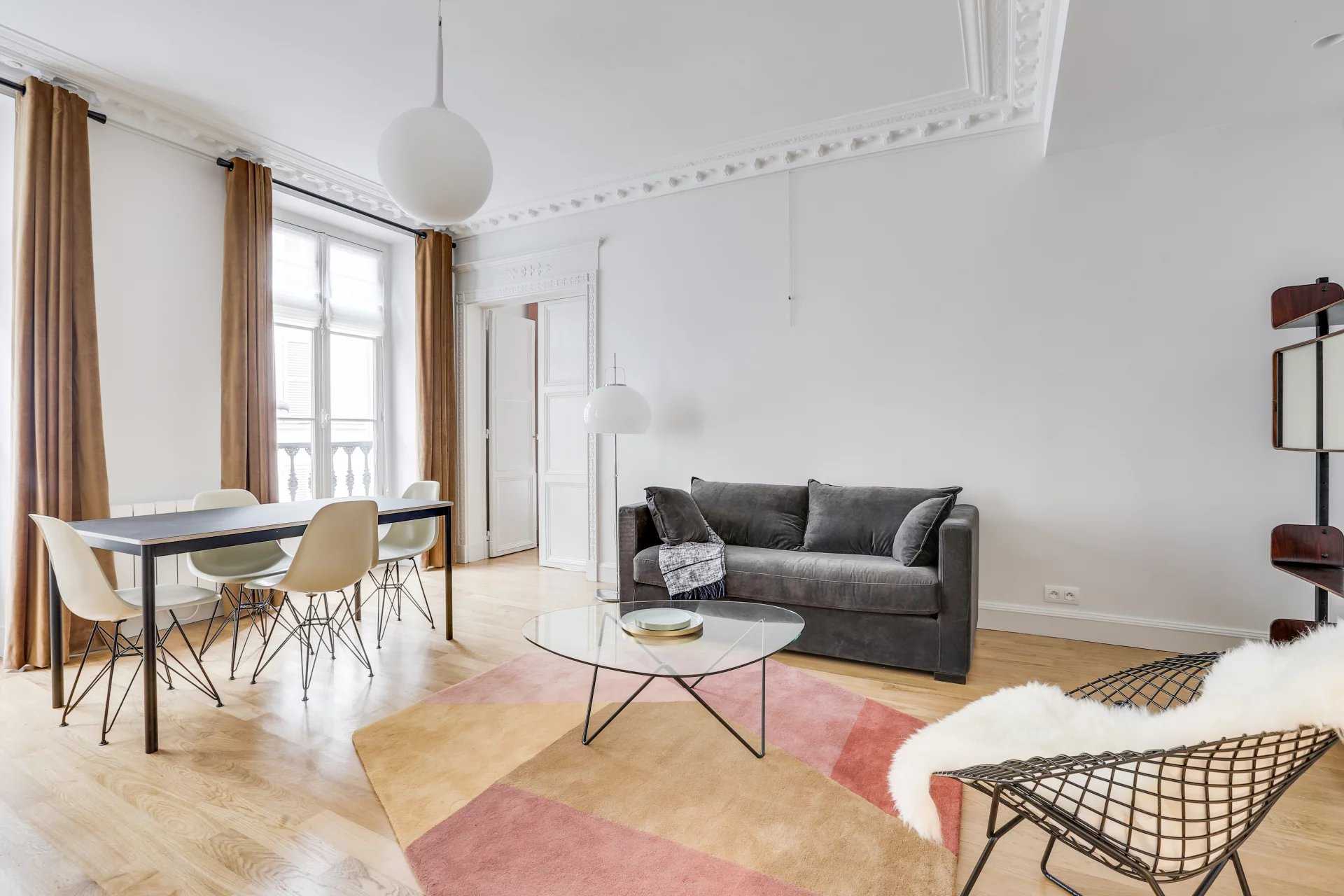 Paris  - Appartement 2 Pi&egrave;ces, 1 Chambre