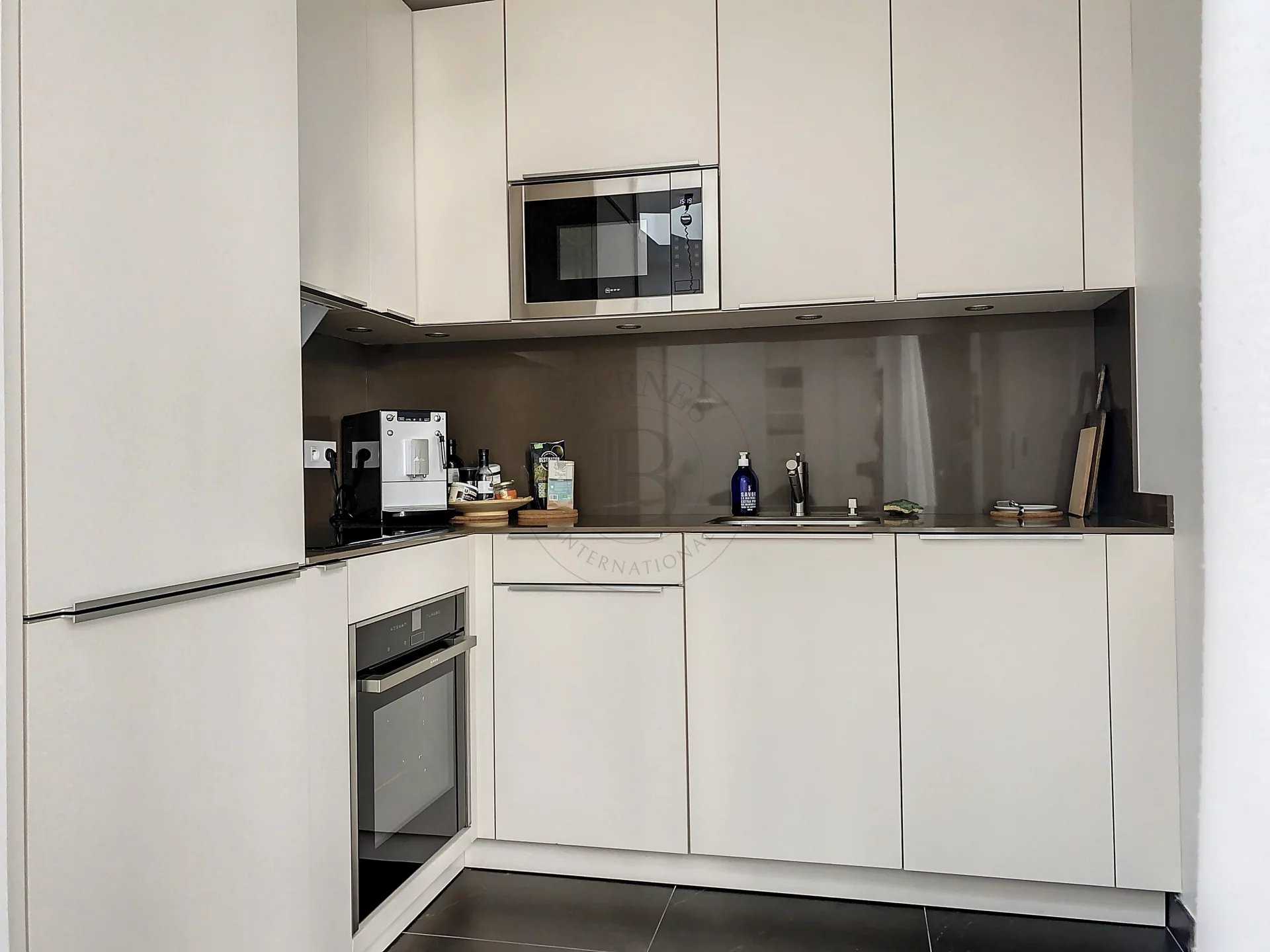 Paris  - Piso 2 Cuartos, 1 Habitacion